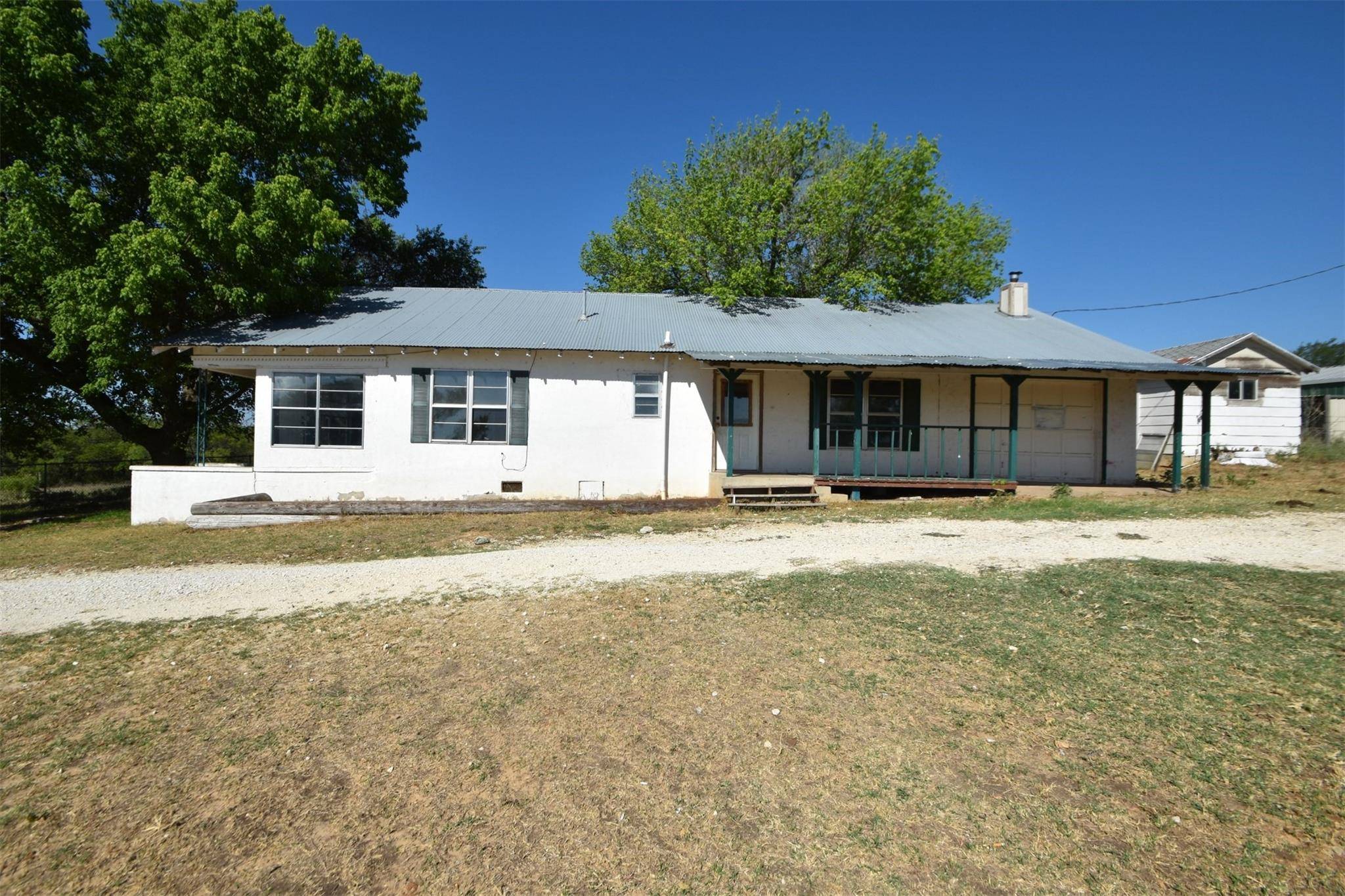 Hico, TX 76457,17095 N US Highway 281