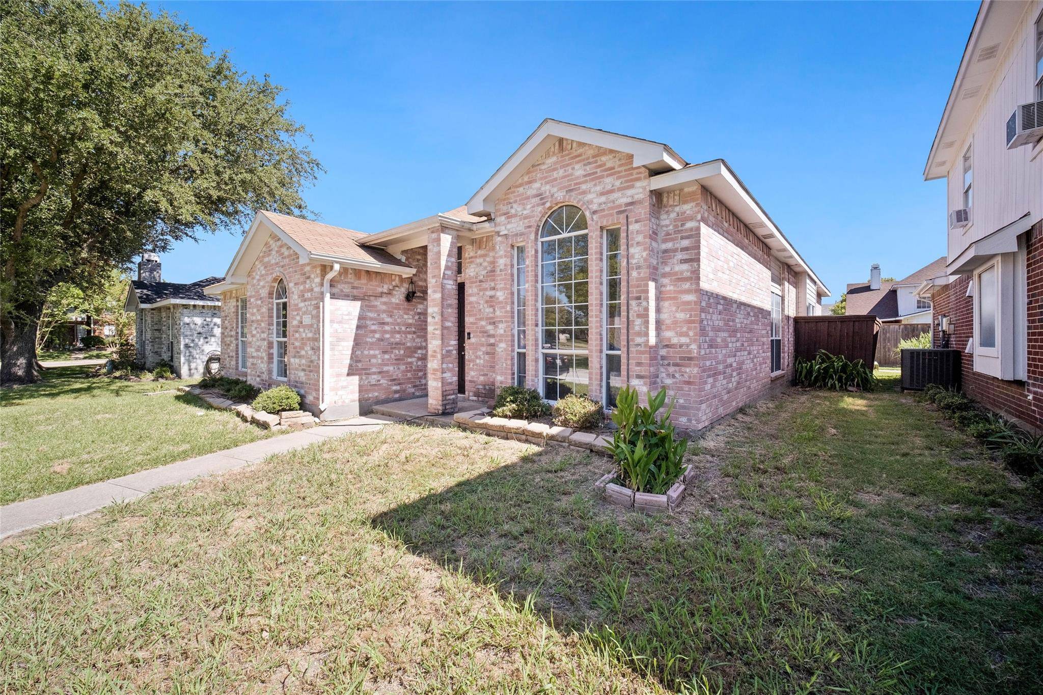 Garland, TX 75040,2926 Snapdragon Court