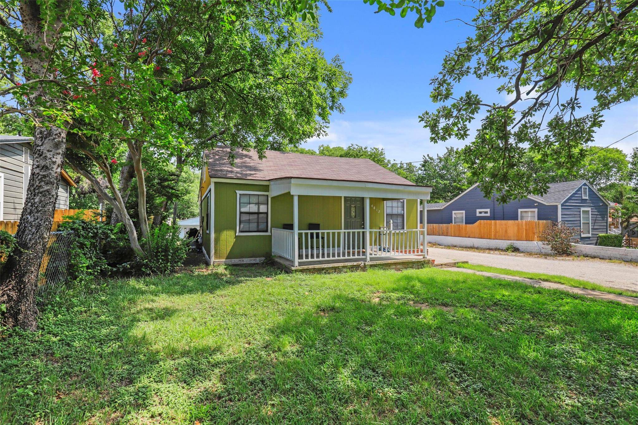 River Oaks, TX 76114,4812 Barbara Road