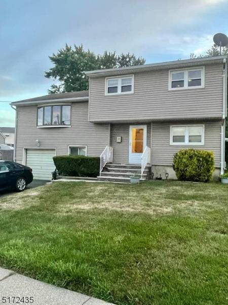 Carteret Boro, NJ 07008,17 Wedgewood Dr