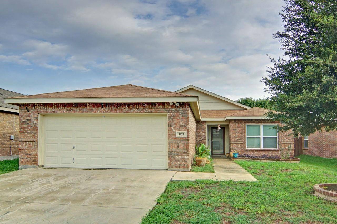 Fort Worth, TX 76140,3221 Royal Crest Drive