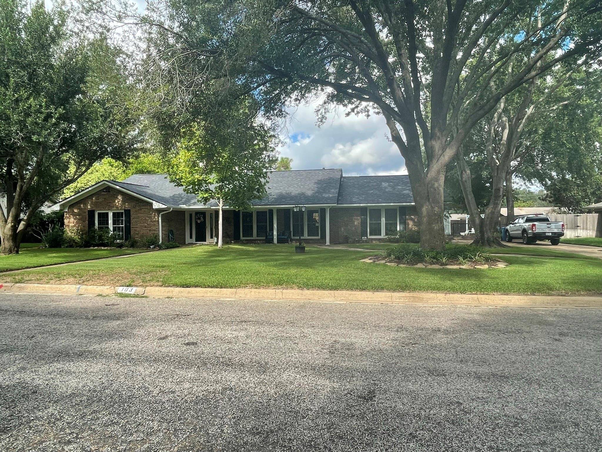 Athens, TX 75751,103 Penny Lane