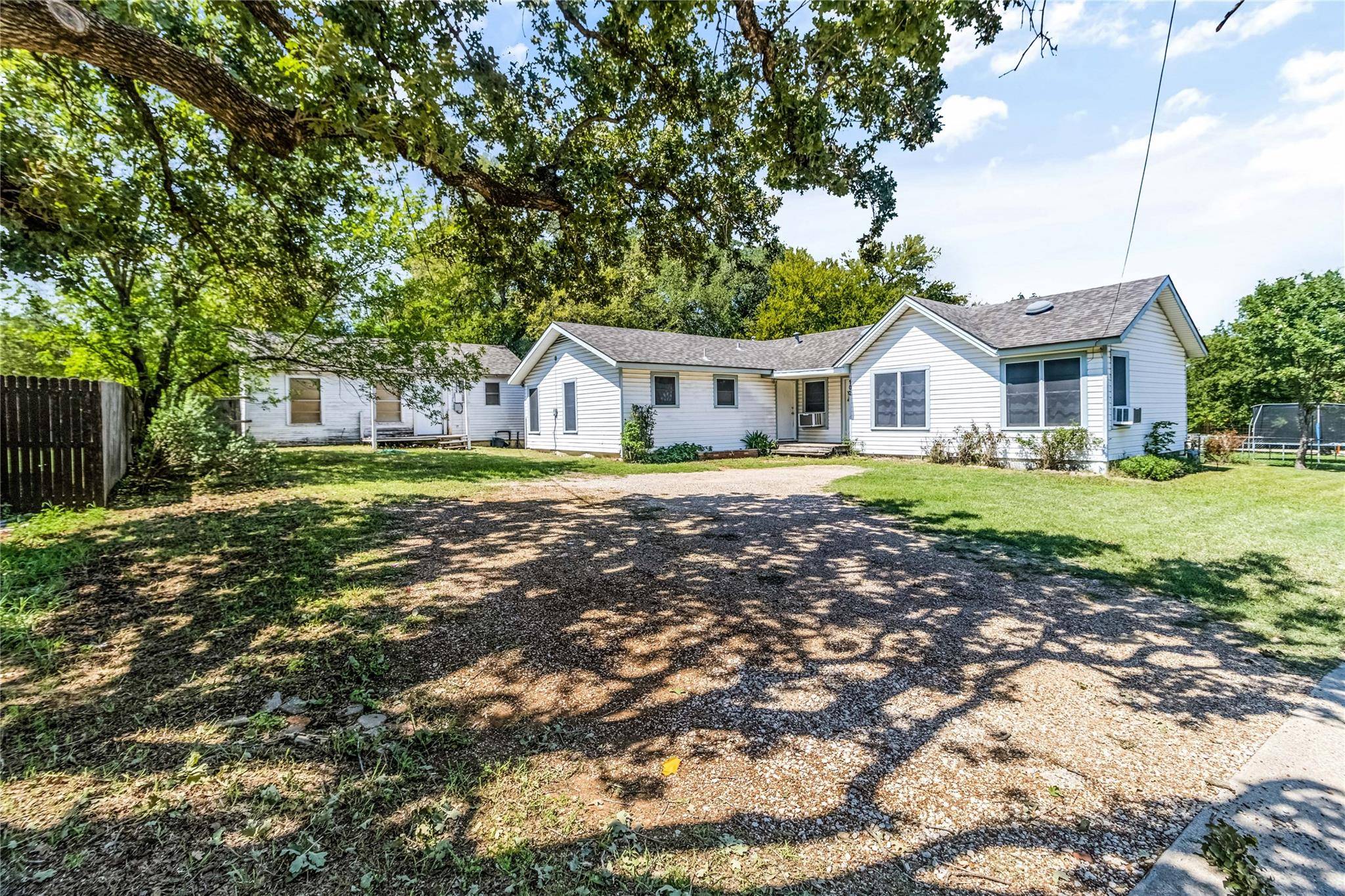 Mansfield, TX 76063,102 S 3rd Avenue