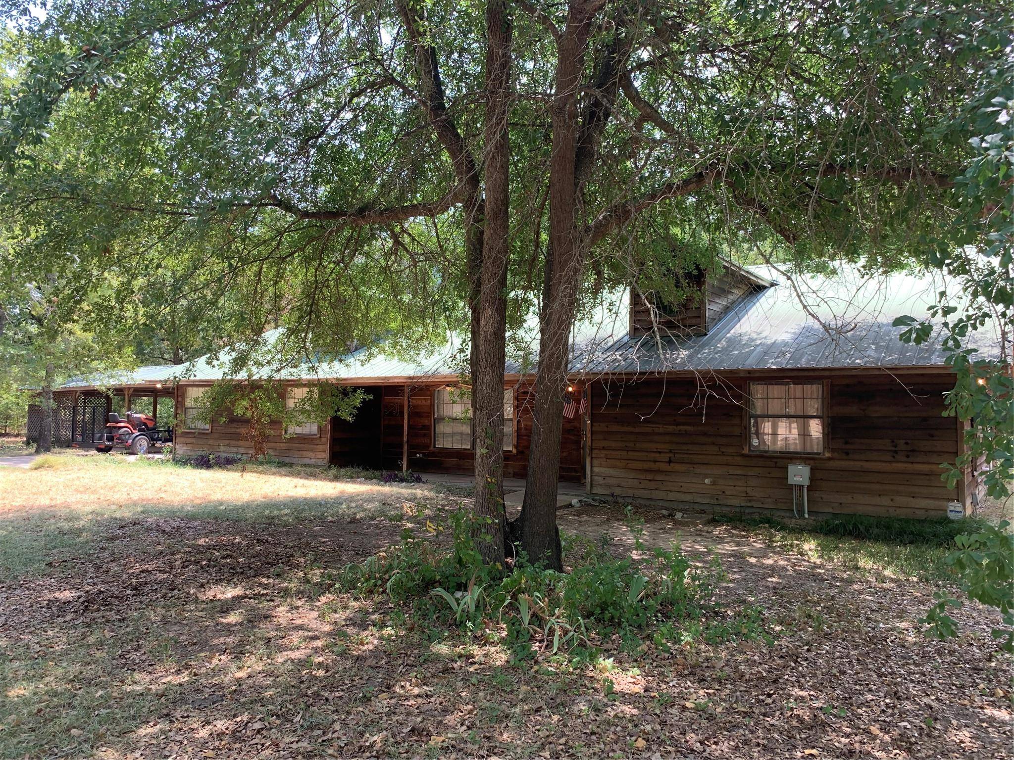 Kemp, TX 75143,700 County Road 2405