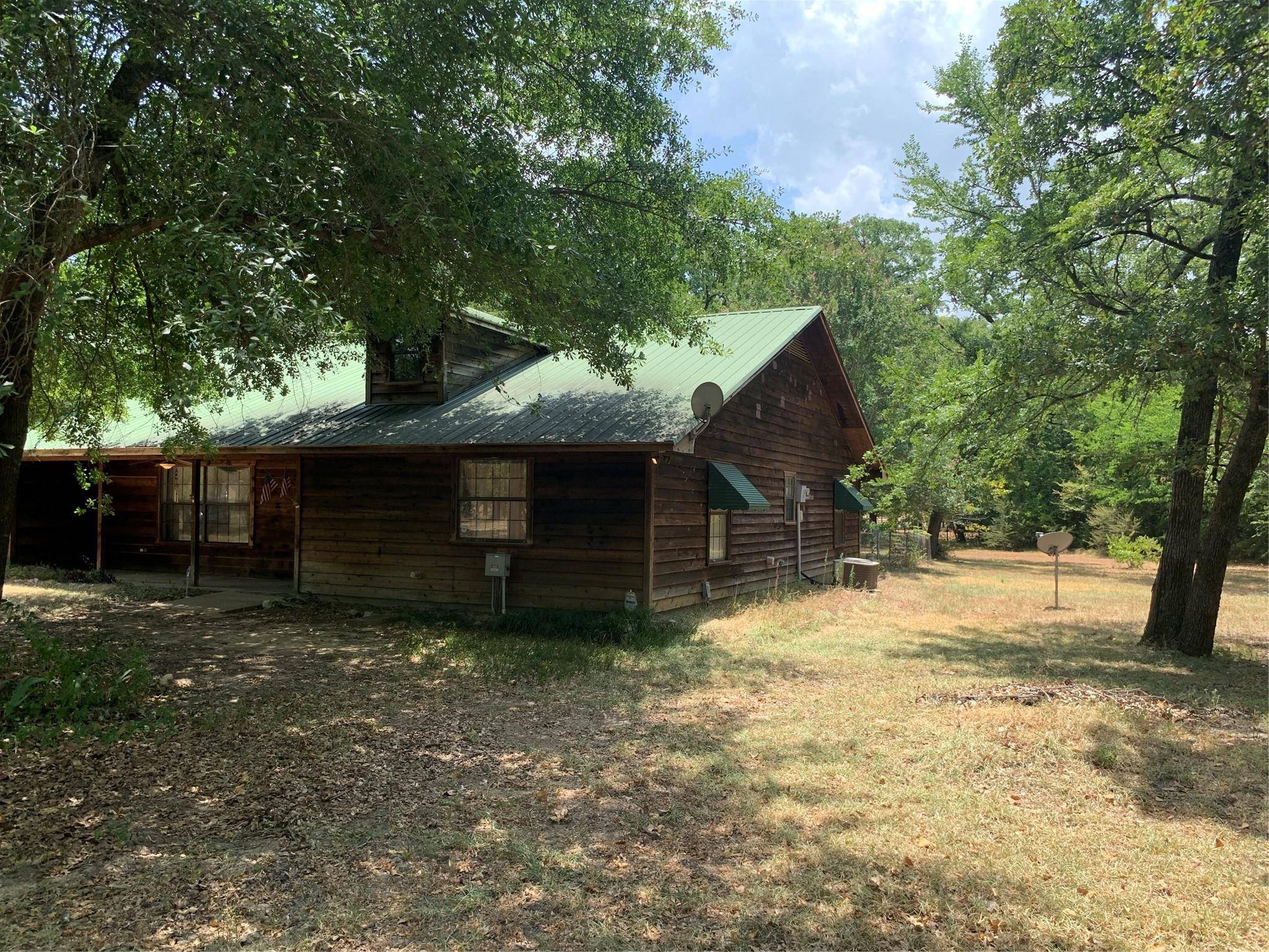 Kemp, TX 75143,700 County Road 2405