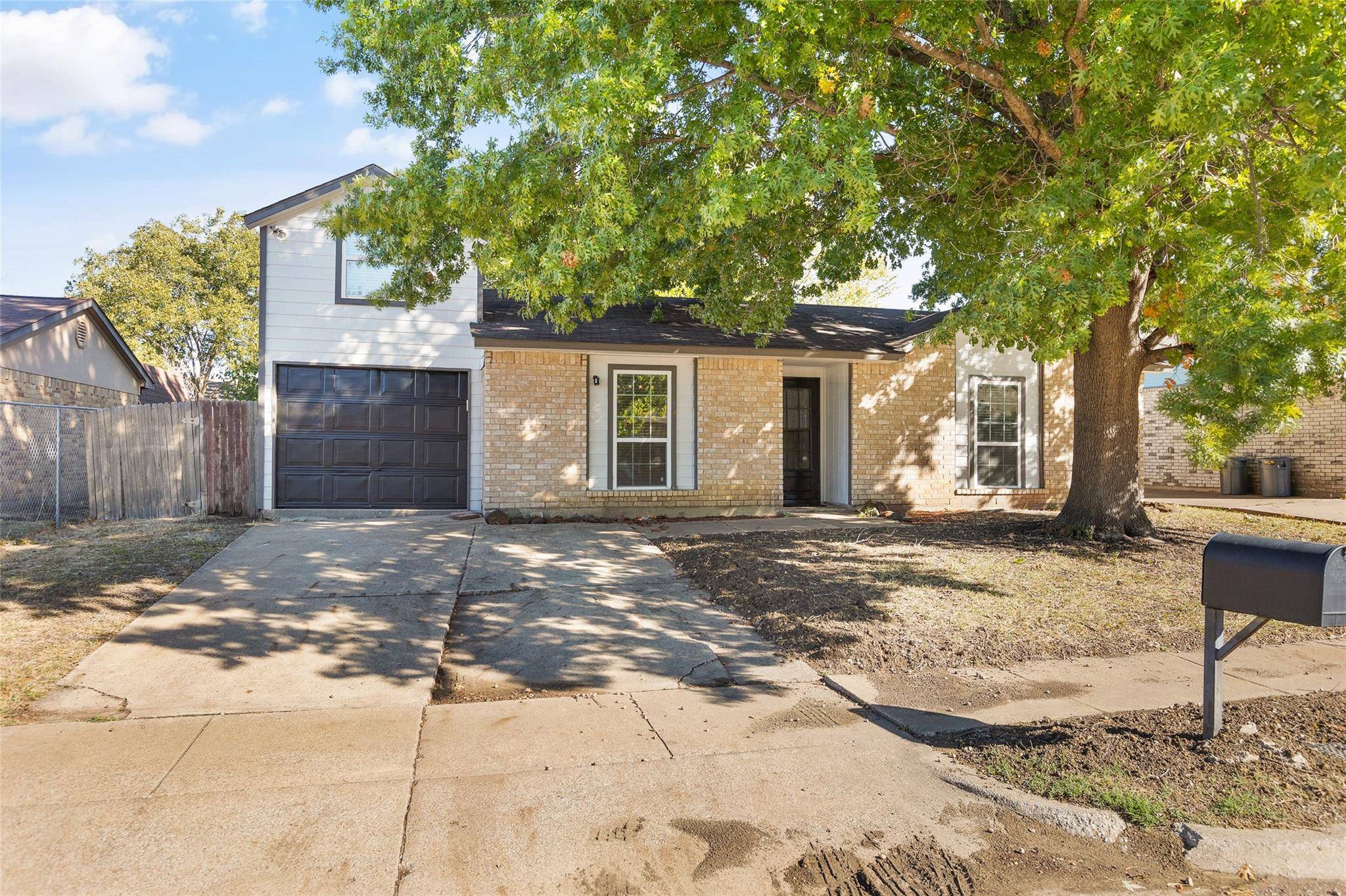 Arlington, TX 76014,2307 E Timberview Lane