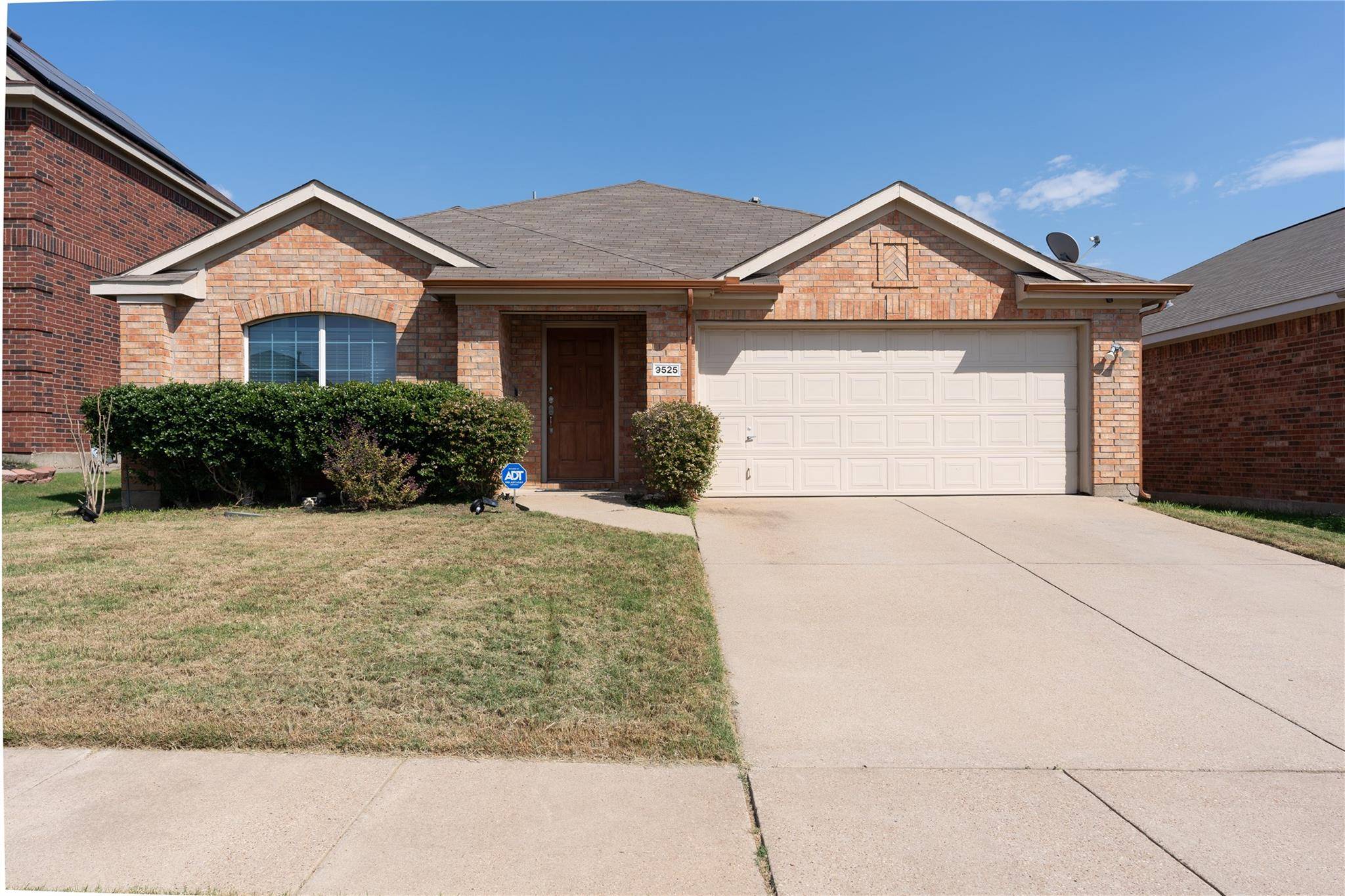 Fort Worth, TX 76036,9525 willow branch Way