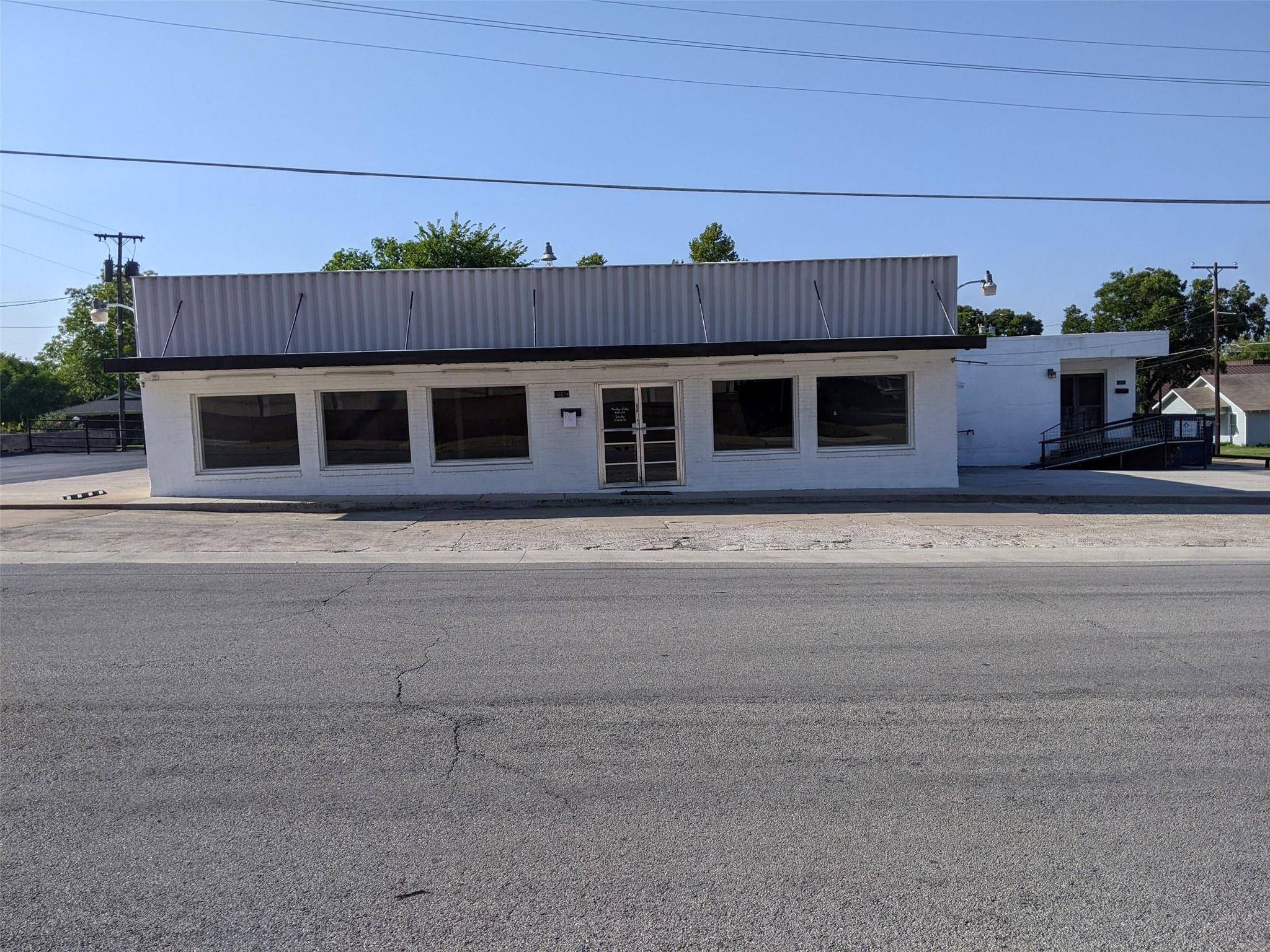 Decatur, TX 76234,307 W Main Street