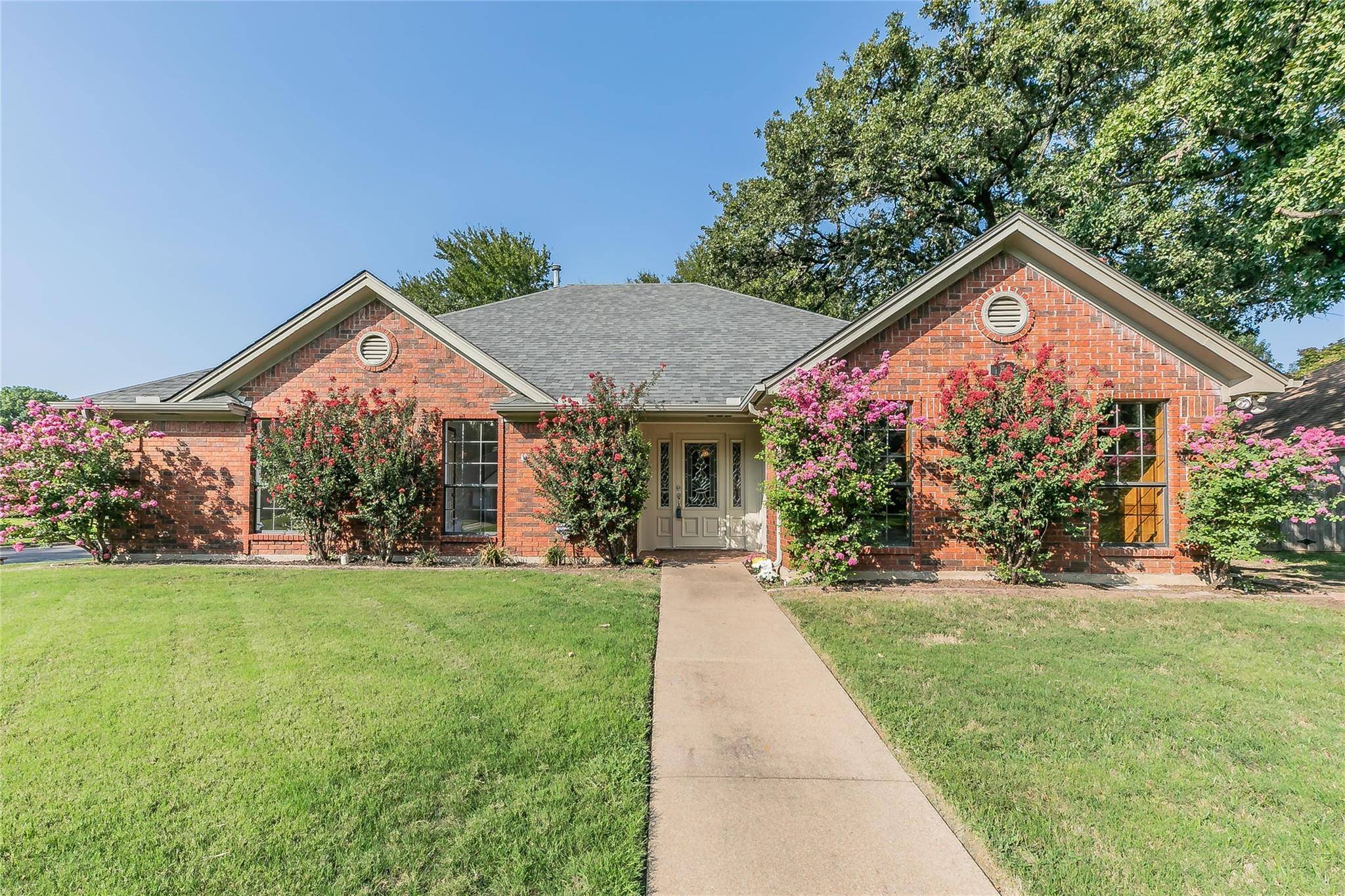 Keller, TX 76248,1523 Southfork Drive