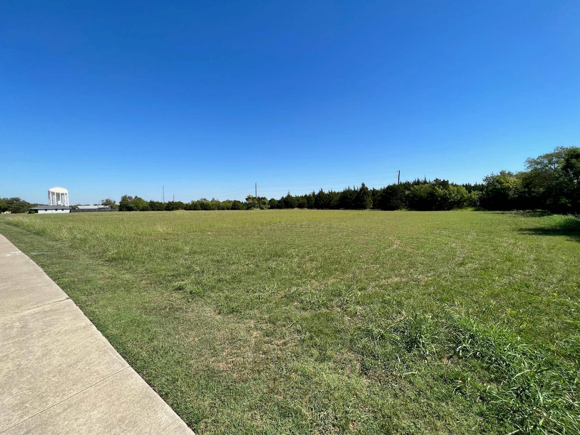 Desoto, TX 75115,123 S Parks Drive