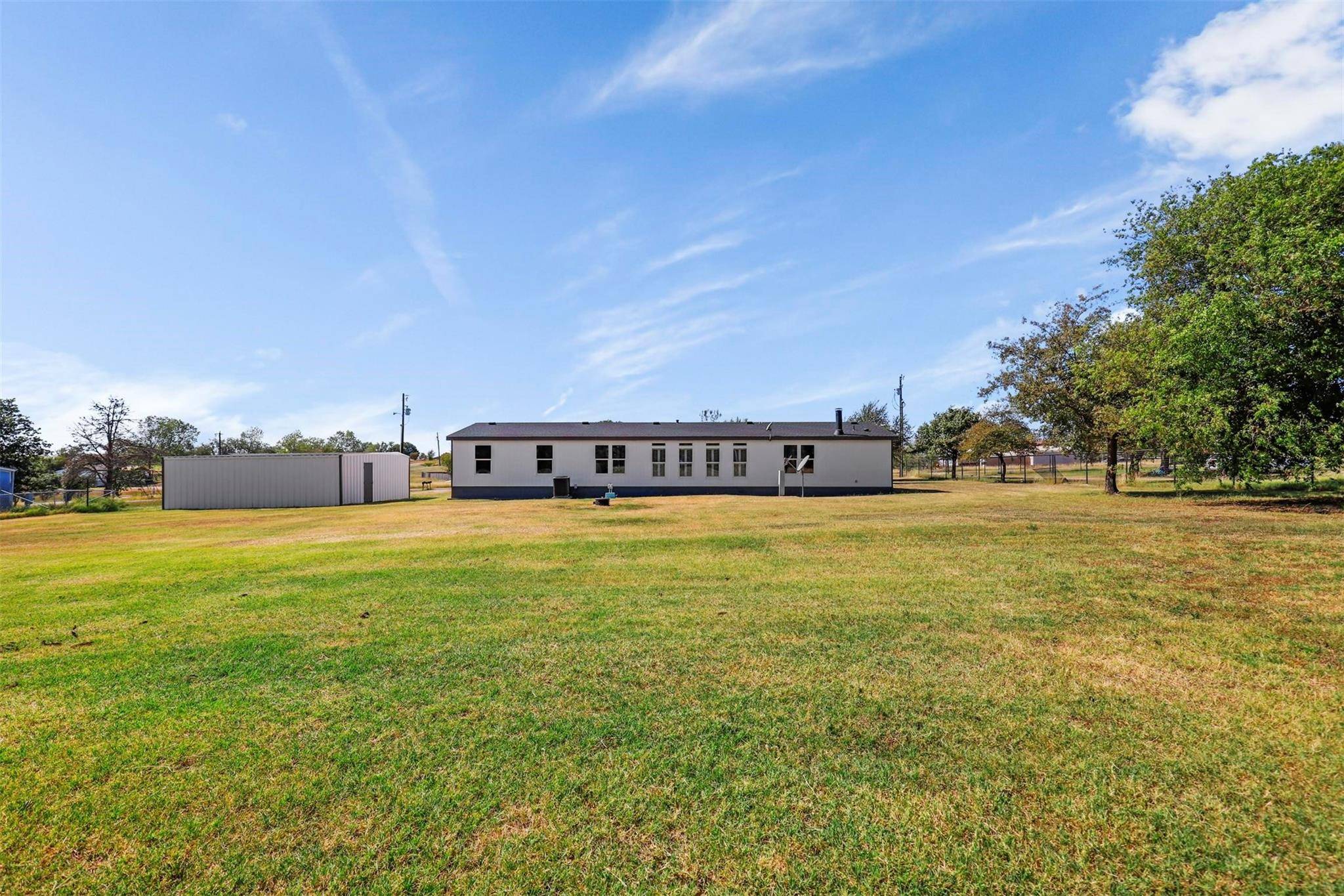 Joshua, TX 76058,5904 Strawberry Ridge Lane