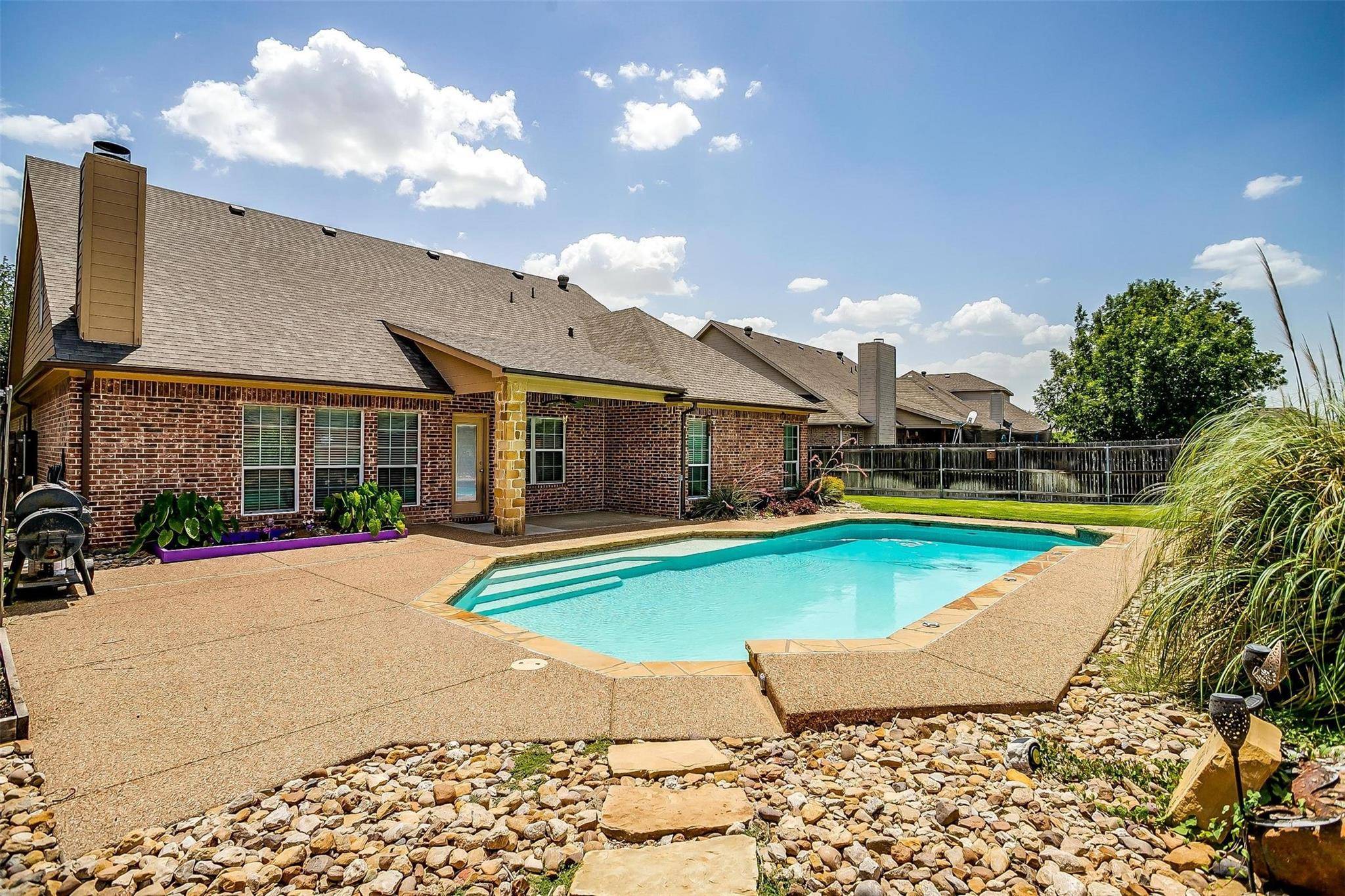 Burleson, TX 76028,1143 Clairemont Lane