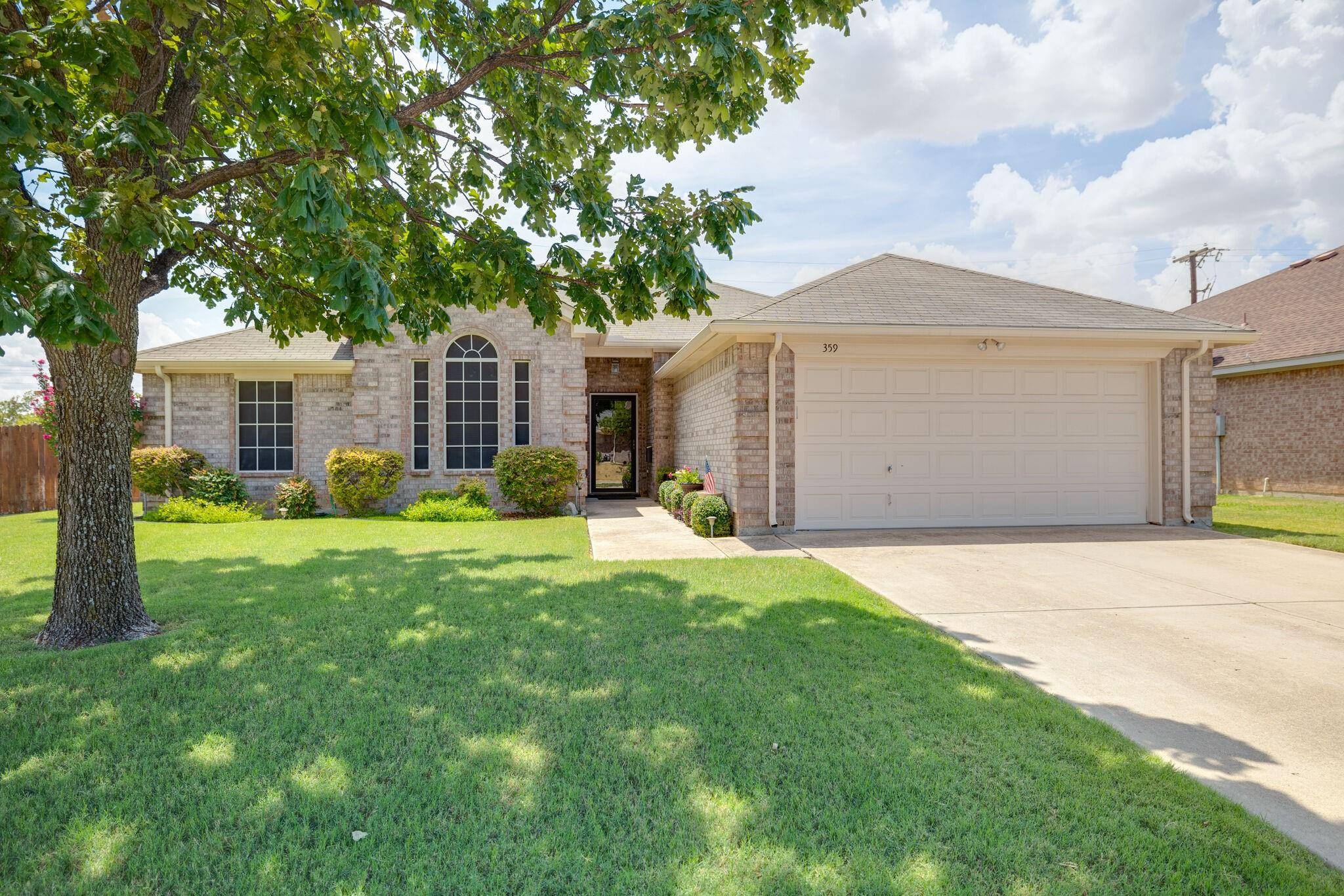 Burleson, TX 76028,359 Bretts Way