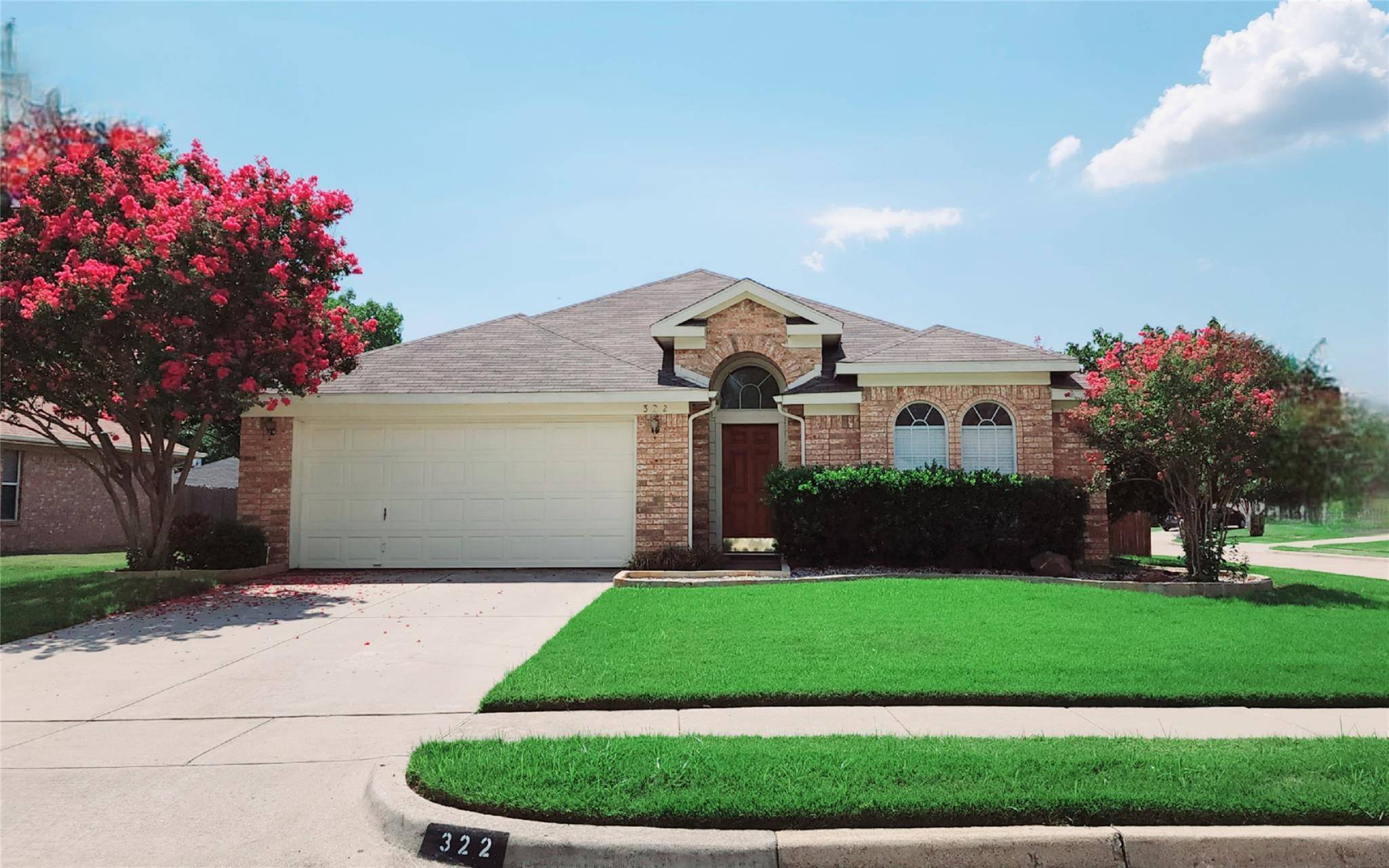 Lake Dallas, TX 75065,322 Plantation Oak Avenue