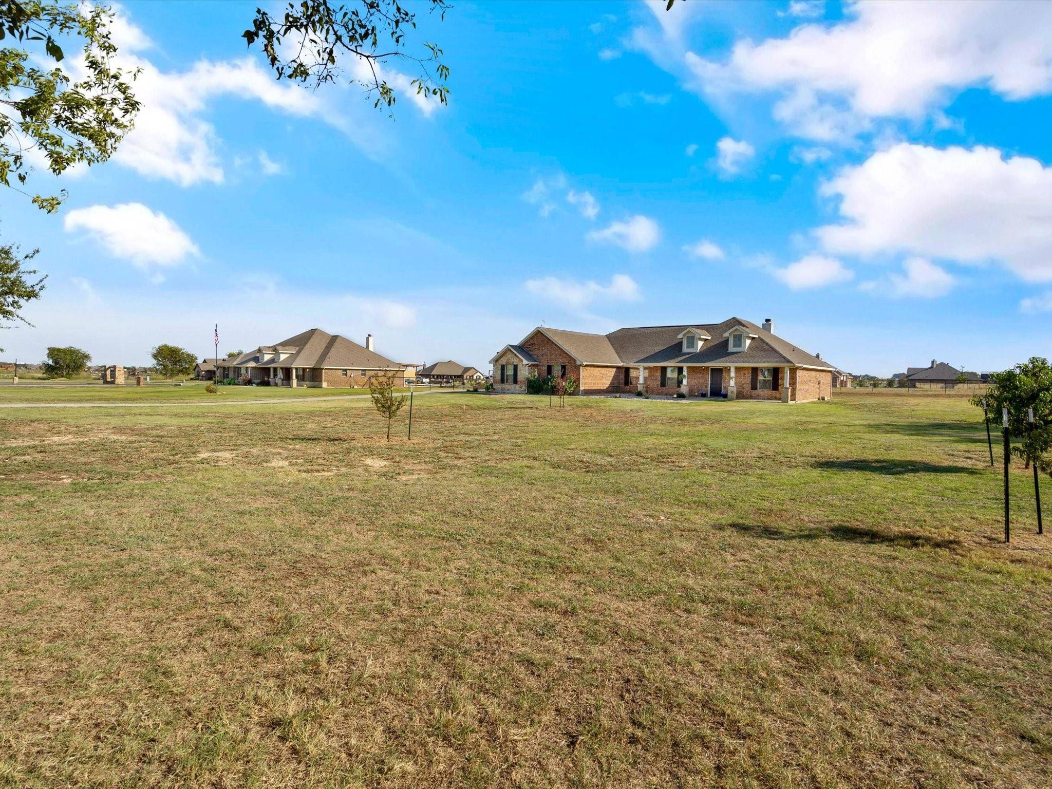 Godley, TX 76044,9937 CR 915