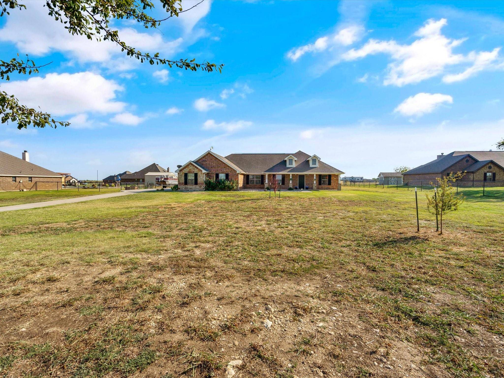 Godley, TX 76044,9937 CR 915