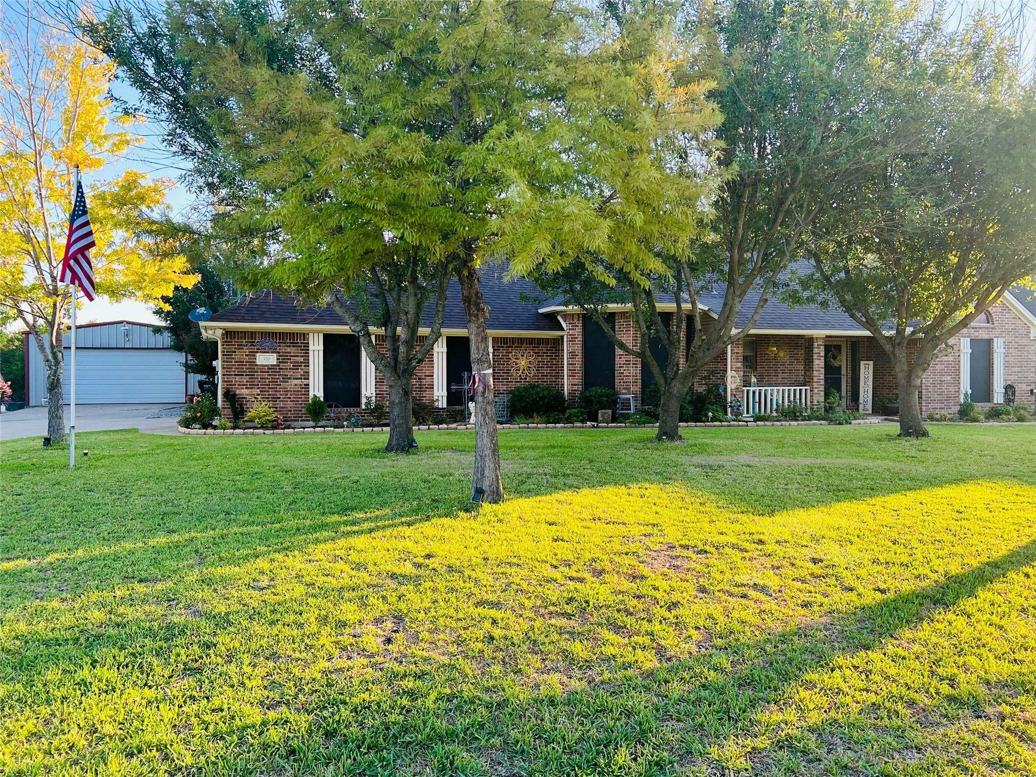 Crandall, TX 75114,320 Countryview