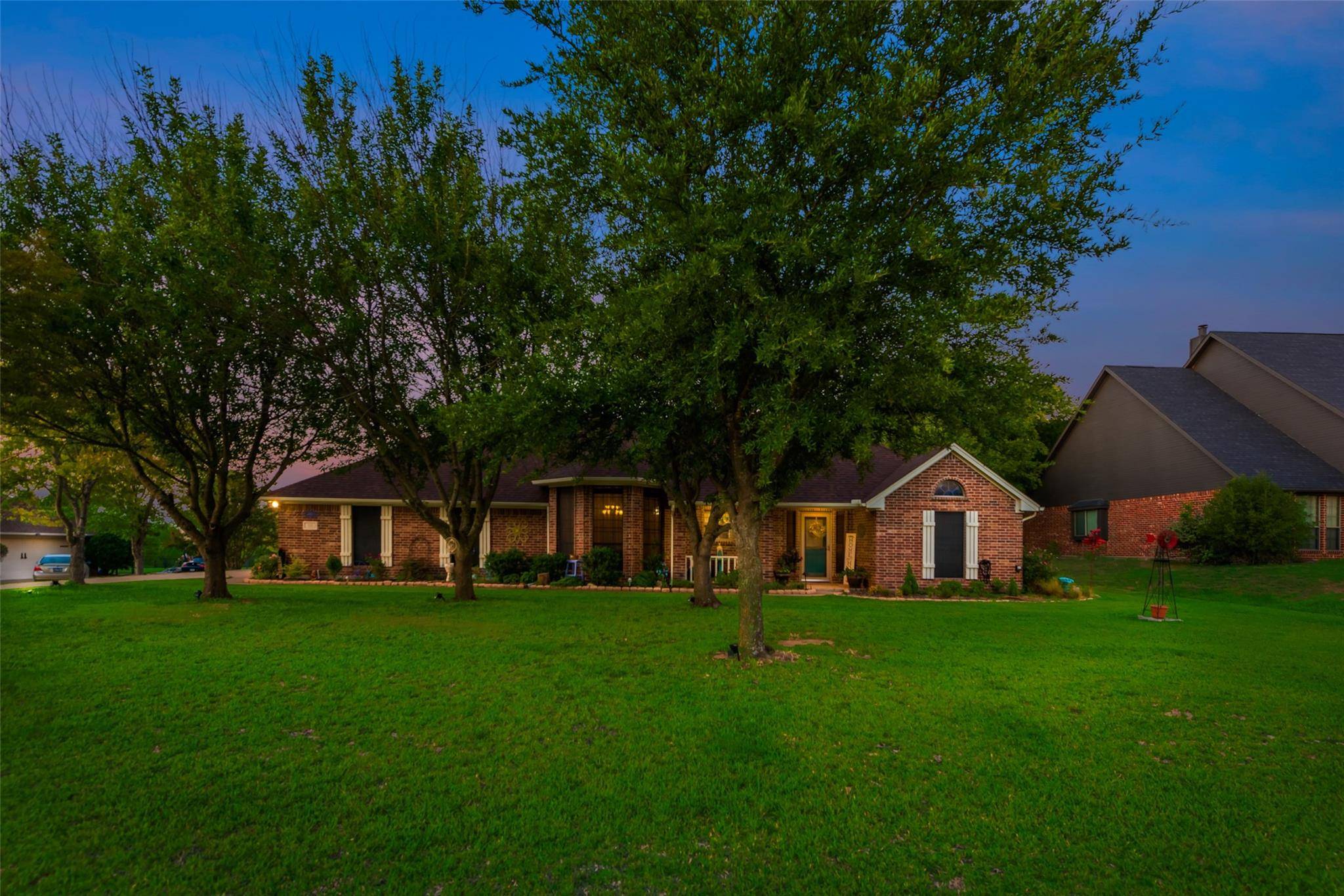 Crandall, TX 75114,320 Countryview