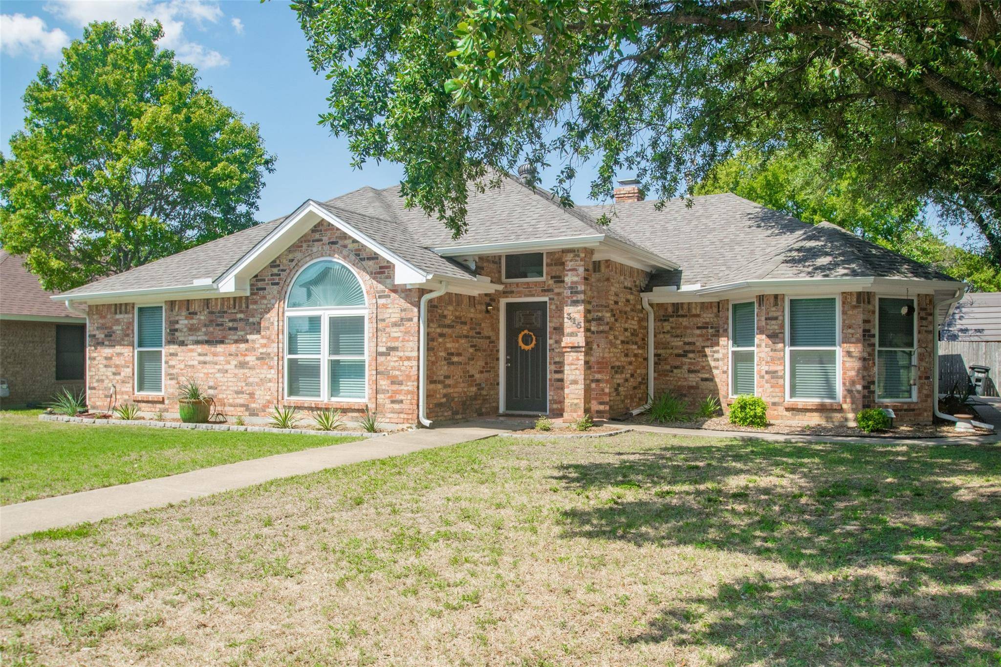 Krum, TX 76249,315 Woodlawn Street