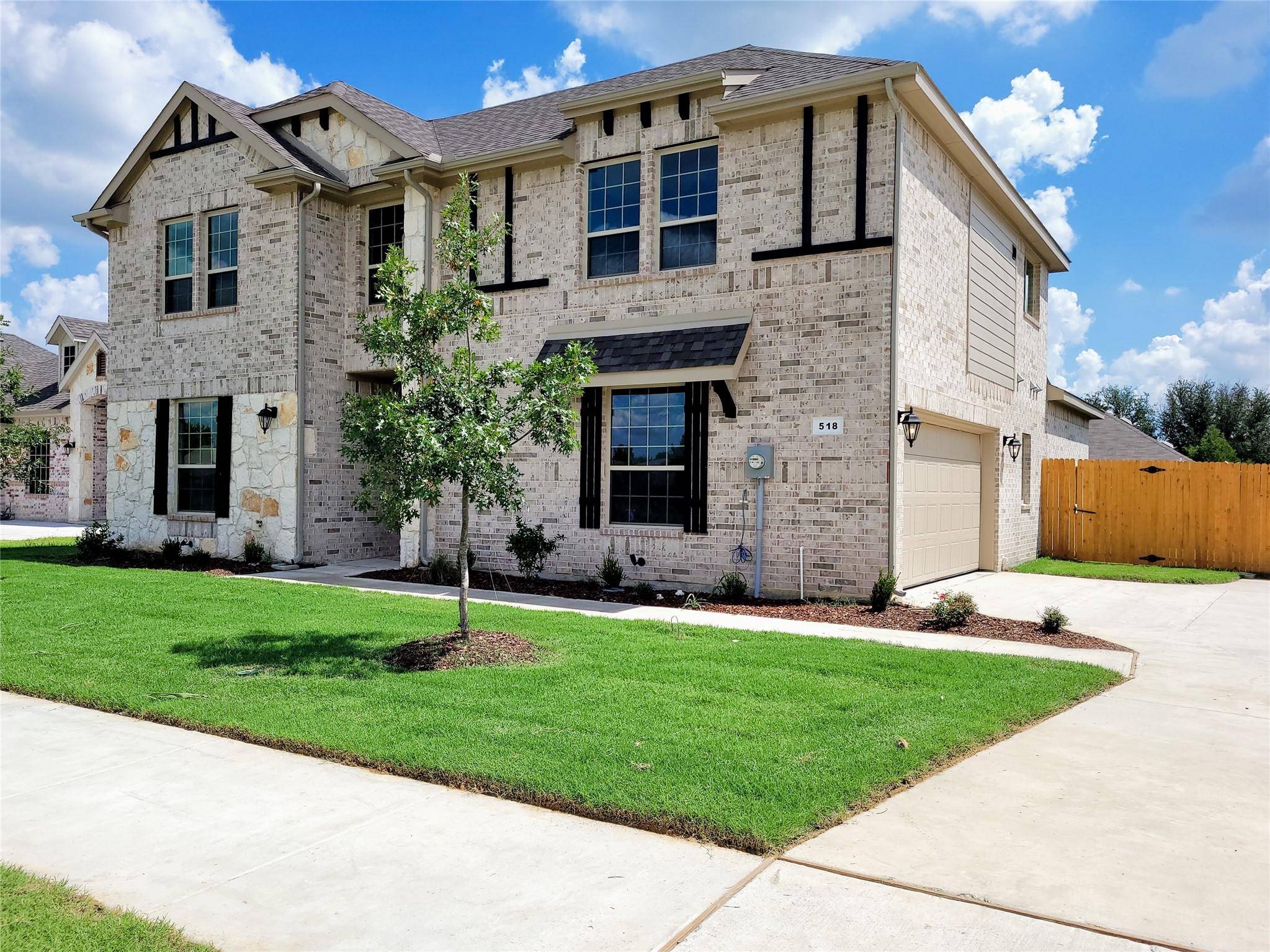 Midlothian, TX 76065,518 Clifton Court