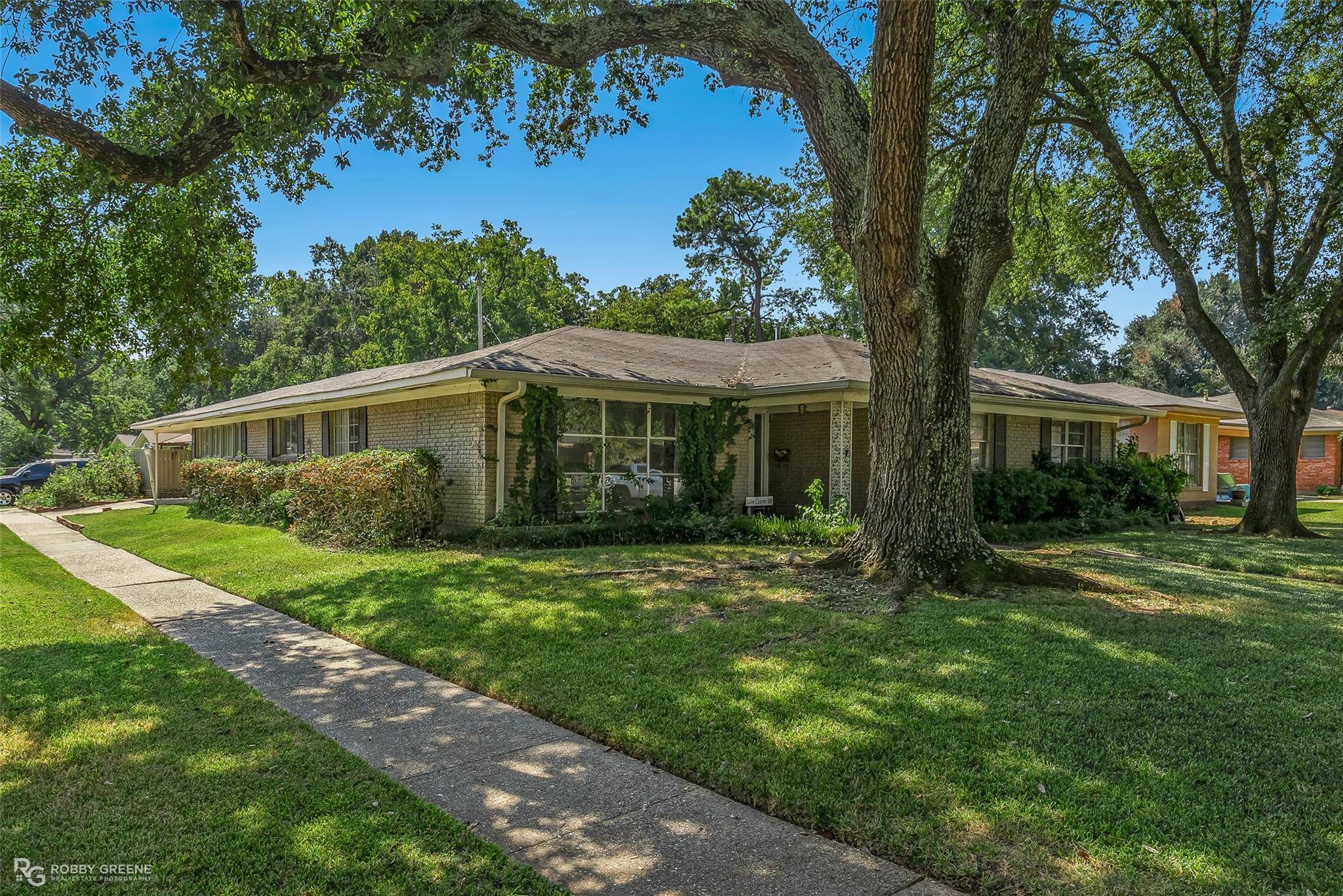 Shreveport, LA 71105,451 Gloria Avenue