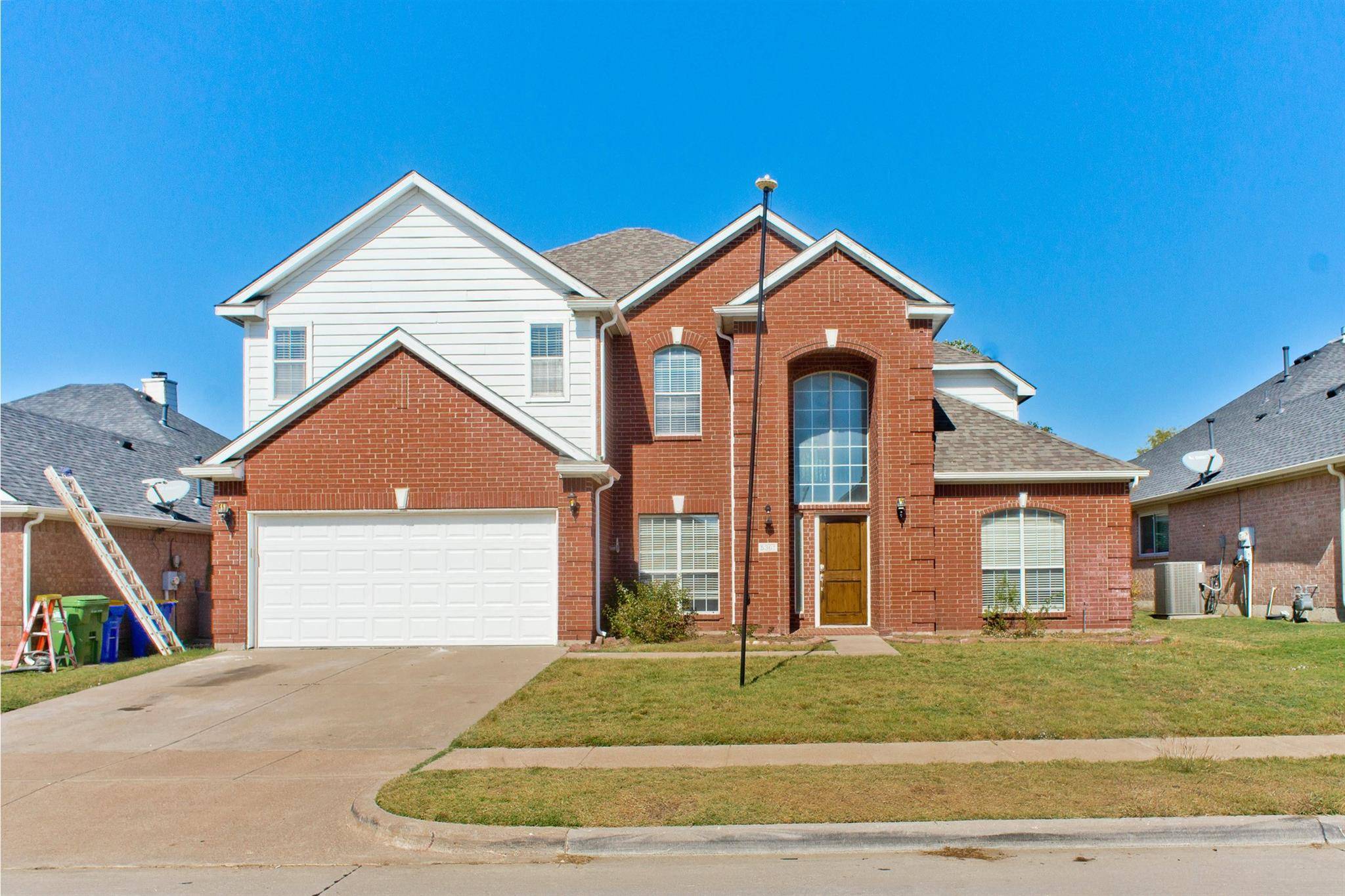 Watauga, TX 76137,5361 Ridge View Drive