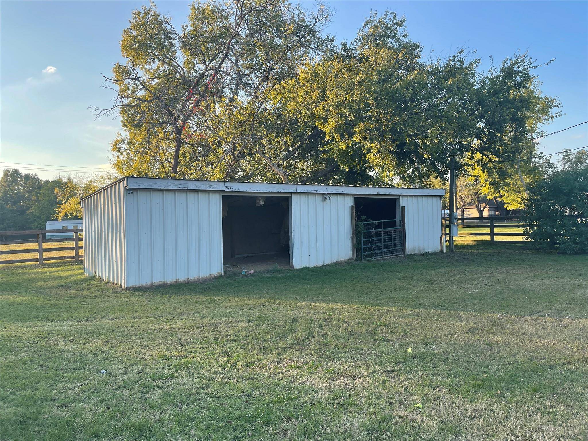 Alba, TX 75410,180 Grand Saline Street