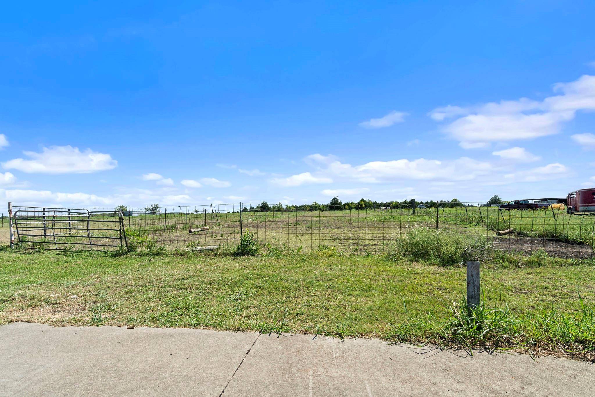 Lancaster, TX 75146,710 E Reindeer Road