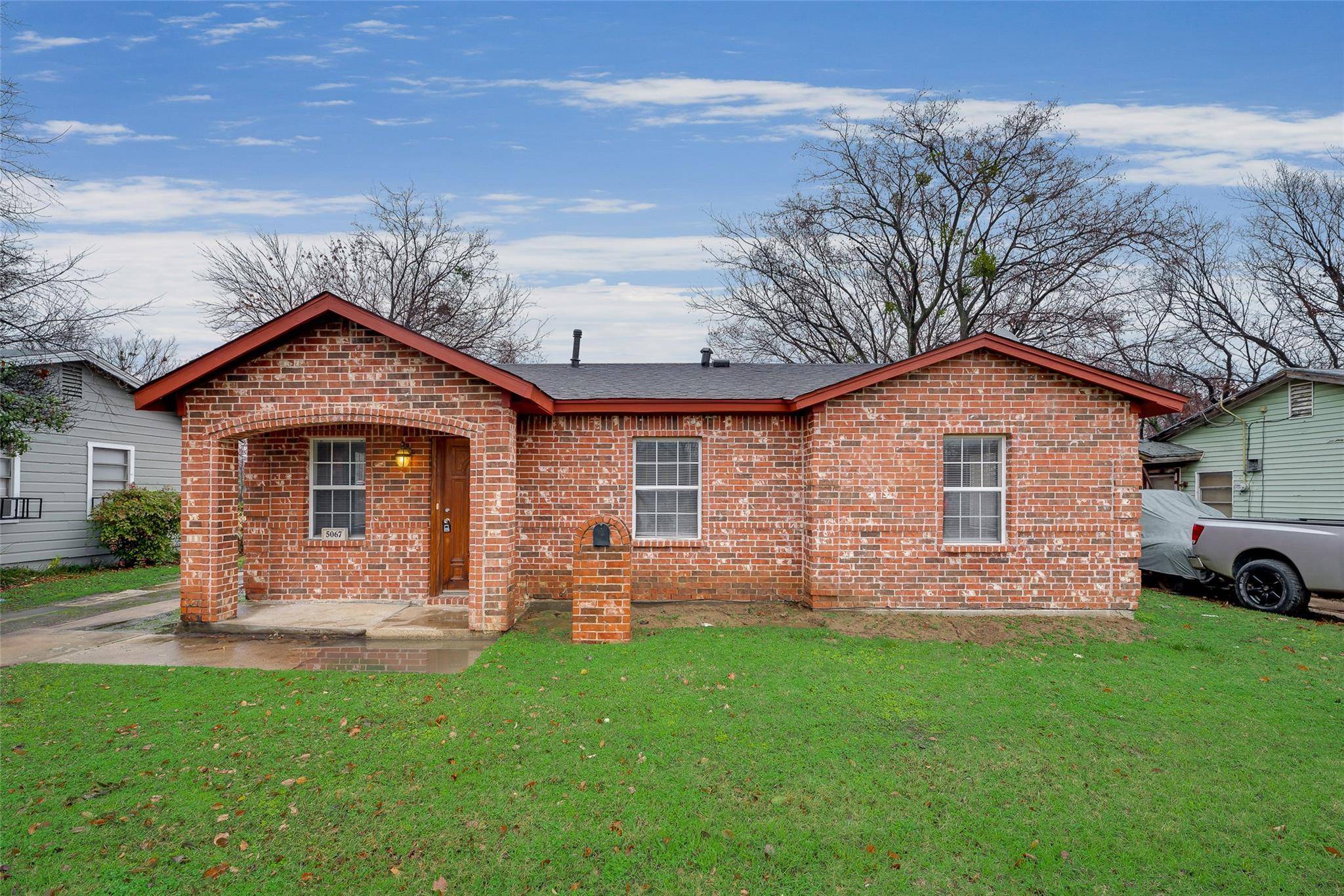 Fort Worth, TX 76119,5067 E Berry Street