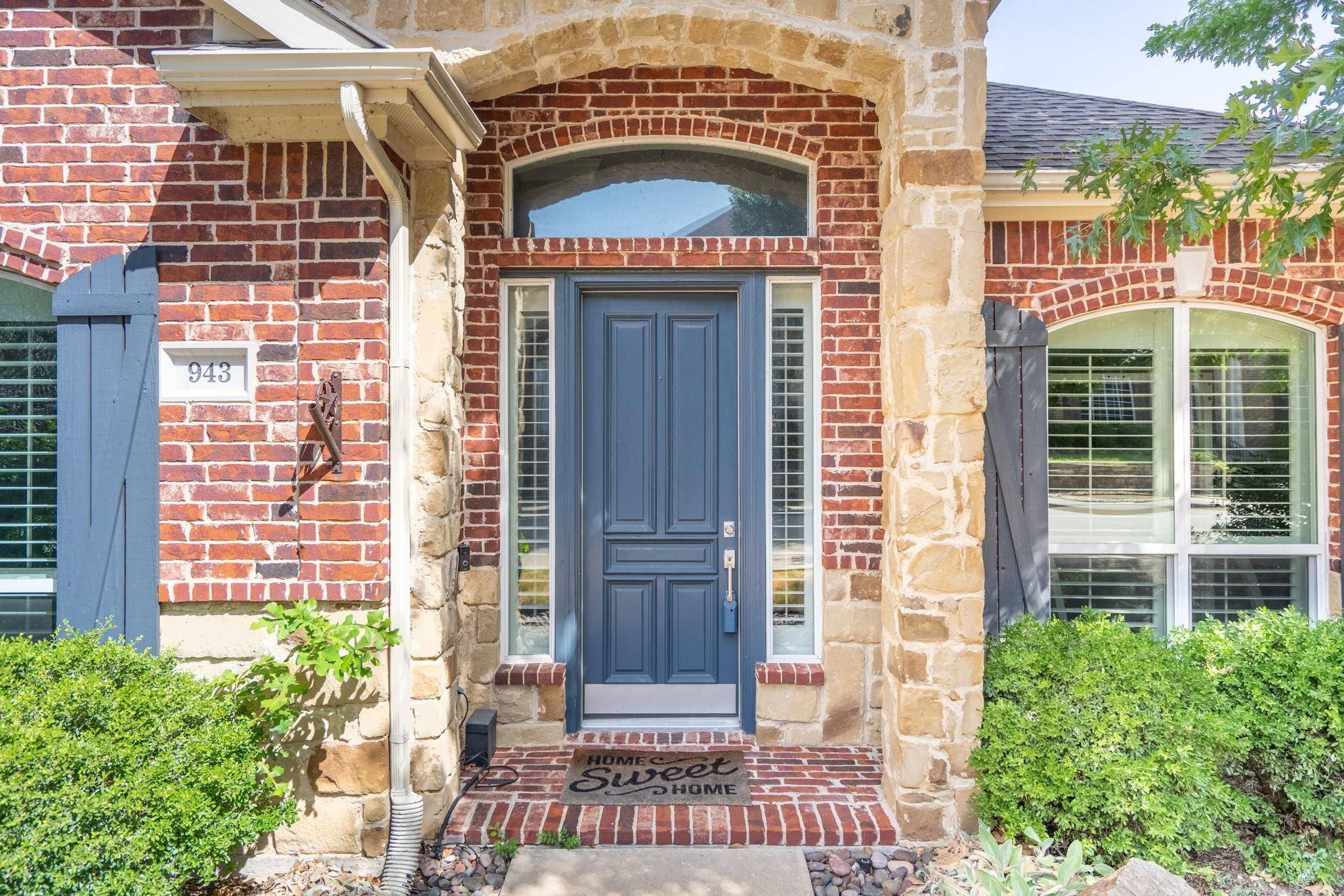 Rockwall, TX 75087,943 Briar Oaks Drive