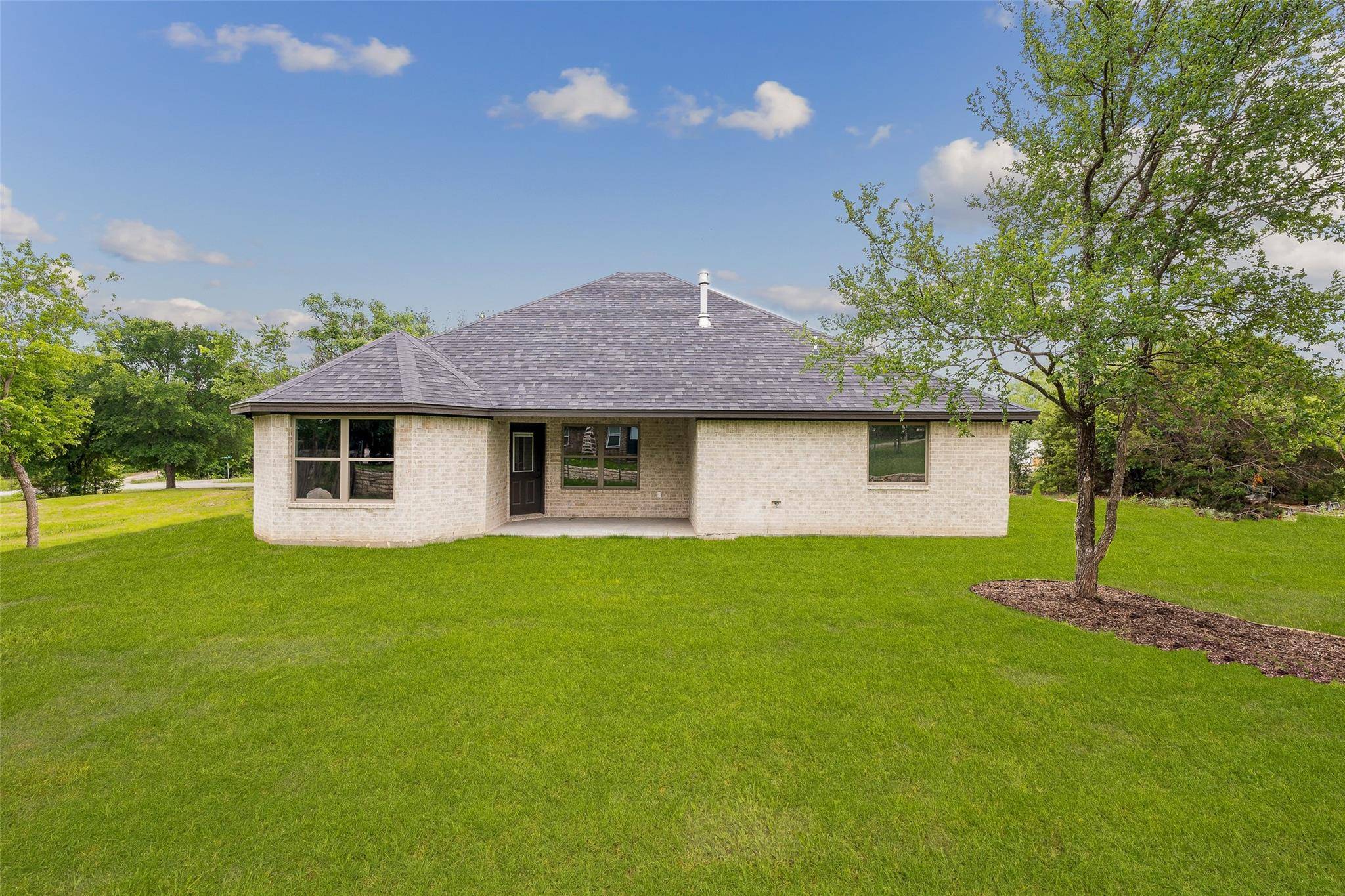 Granbury, TX 76048,806 Colorado River Drive