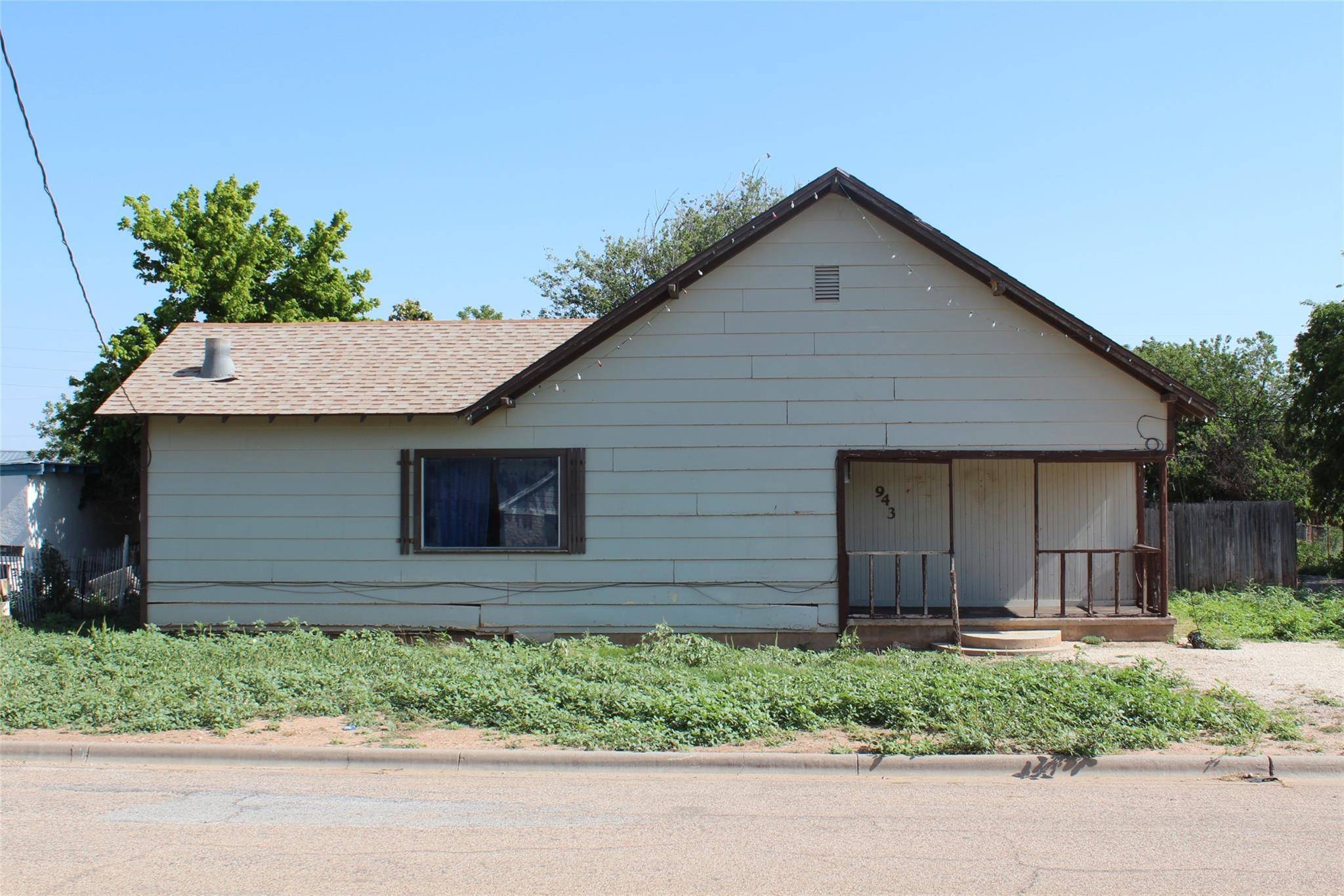 Munday, TX 76371,943 W Cisco Street