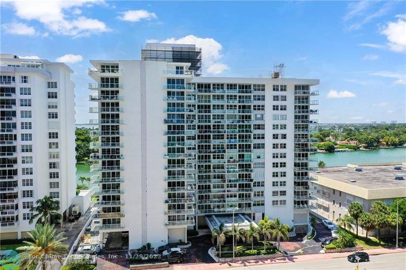 Miami Beach, FL 33140,5750 Collins Ave #4H