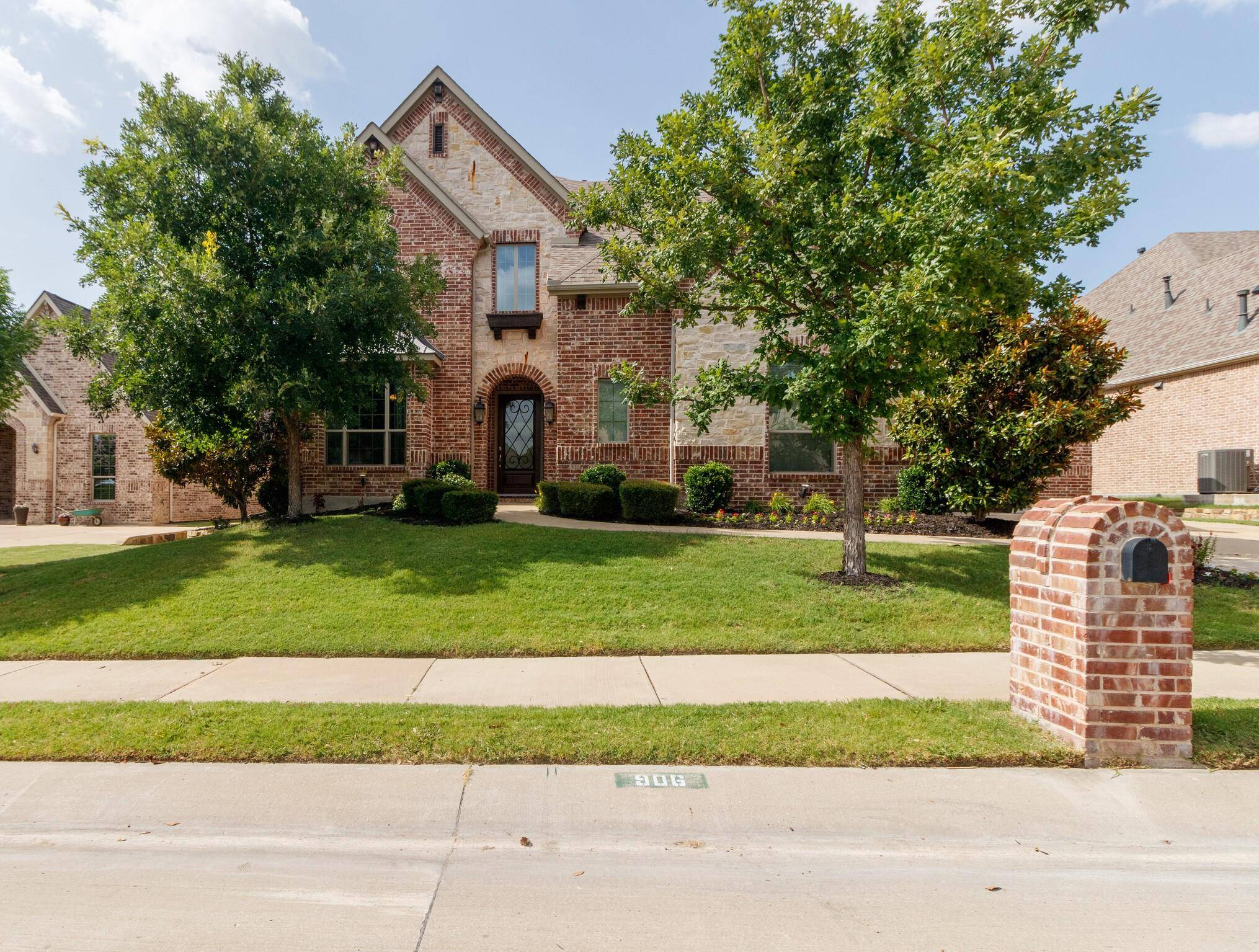 Rockwall, TX 75087,906 Pleasant View Drive