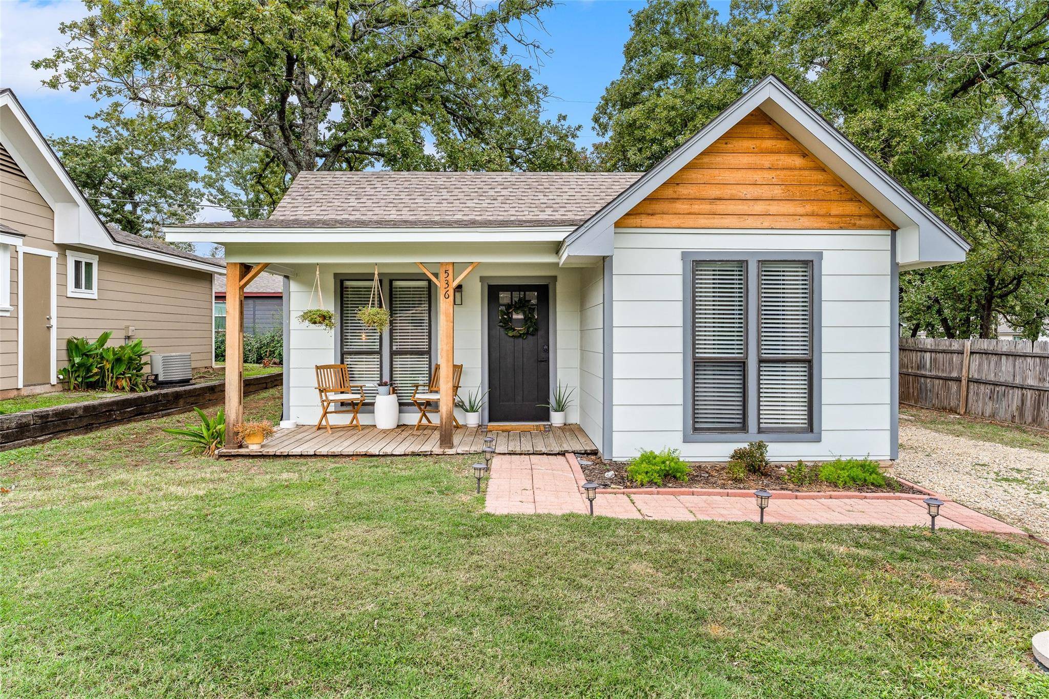 Granbury, TX 76049,536 Western Hills Trail