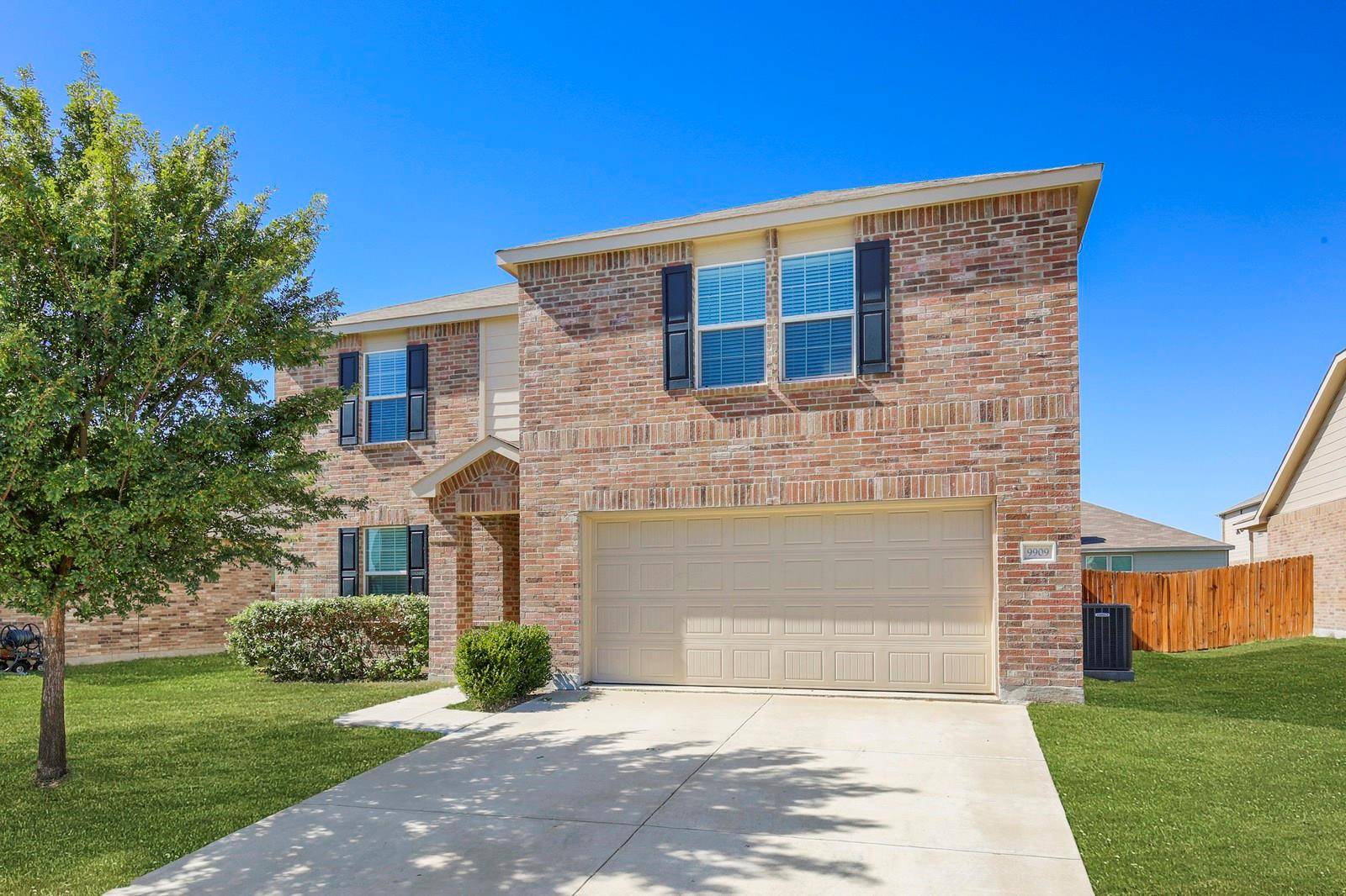 Fort Worth, TX 76131,9909 Dolerite Drive