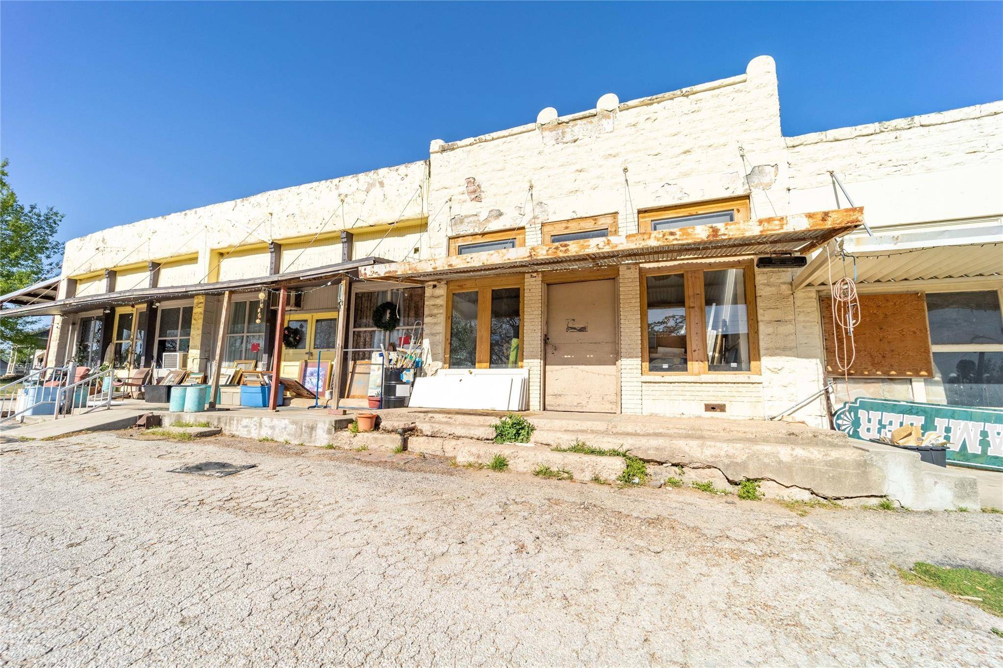 Lipan, TX 76462,102 S Kickapoo Street