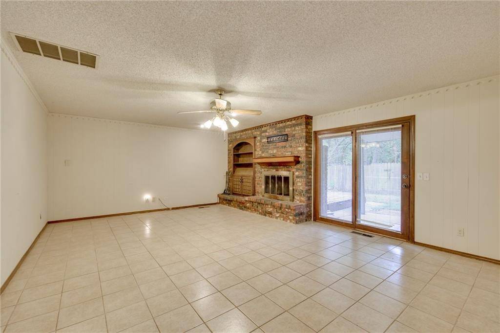 Oklahoma City, OK 73127,6717 Well Oak Circle