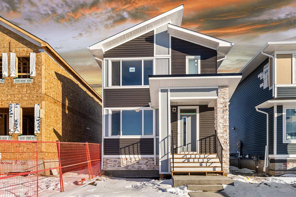 Chestermere, AB T1X 0L3,166 Dawson Harbour Rise