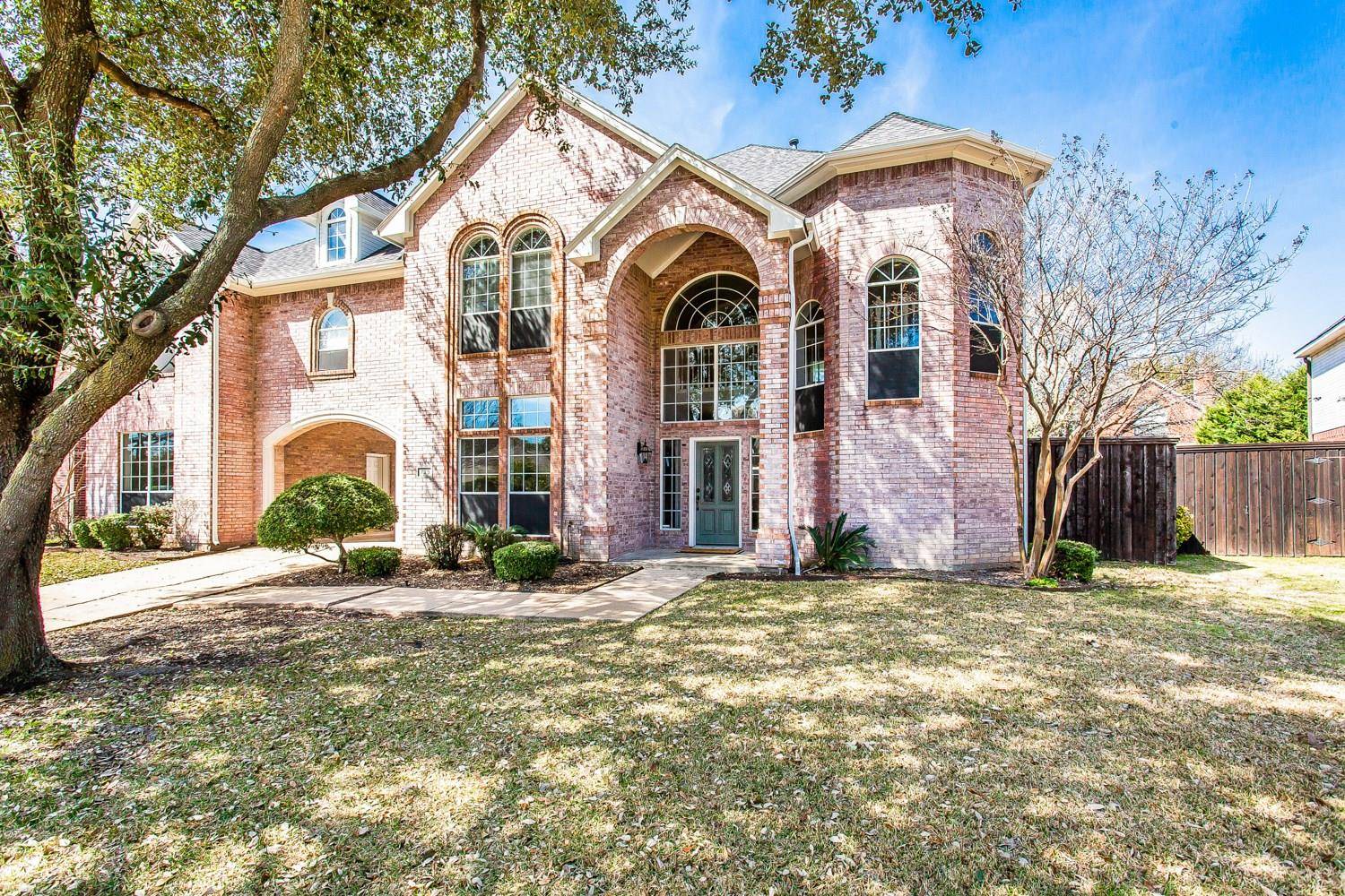 Plano, TX 75025,729 Forest Bend Drive