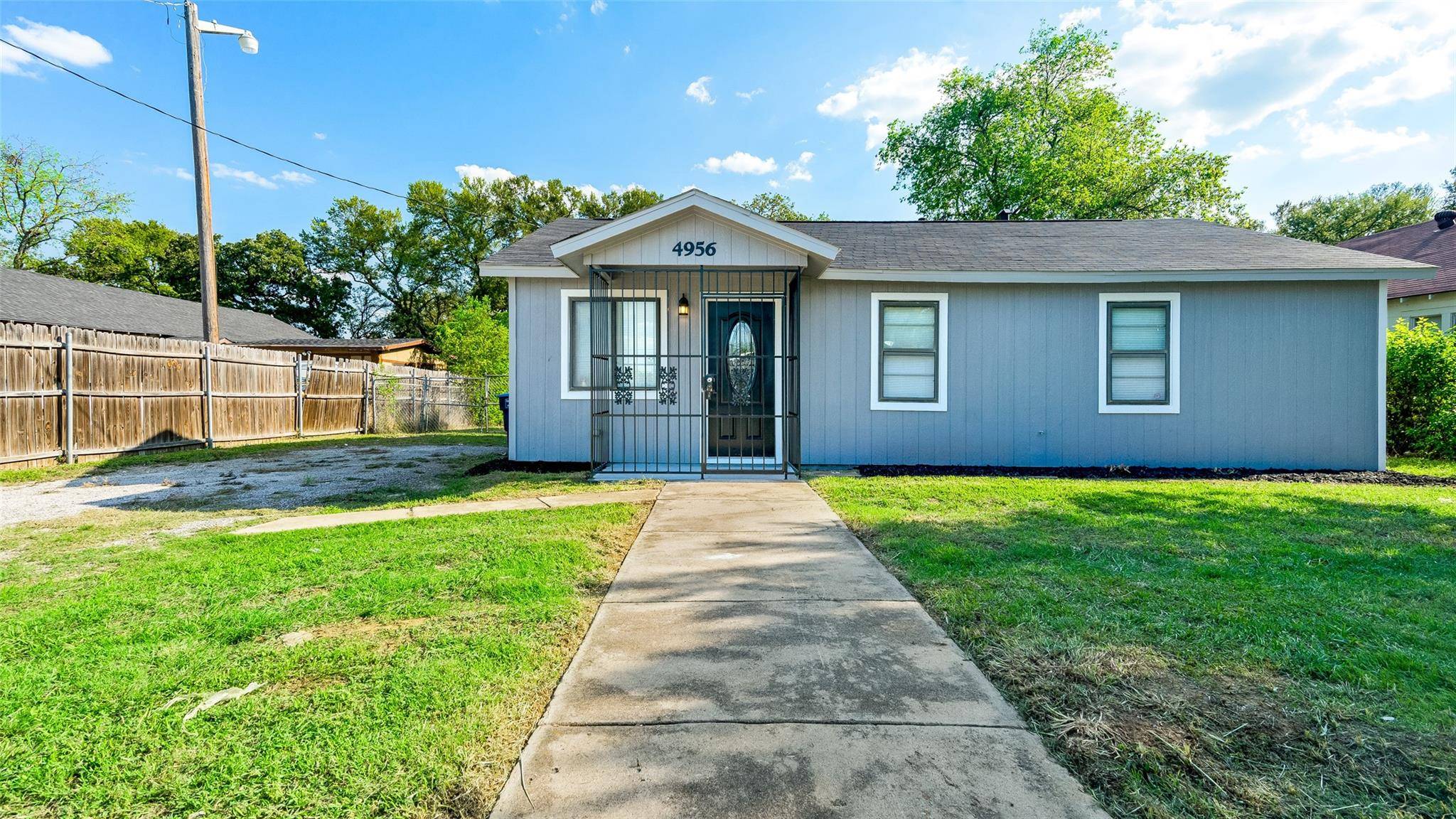 Fort Worth, TX 76105,4956 Dunbar Street