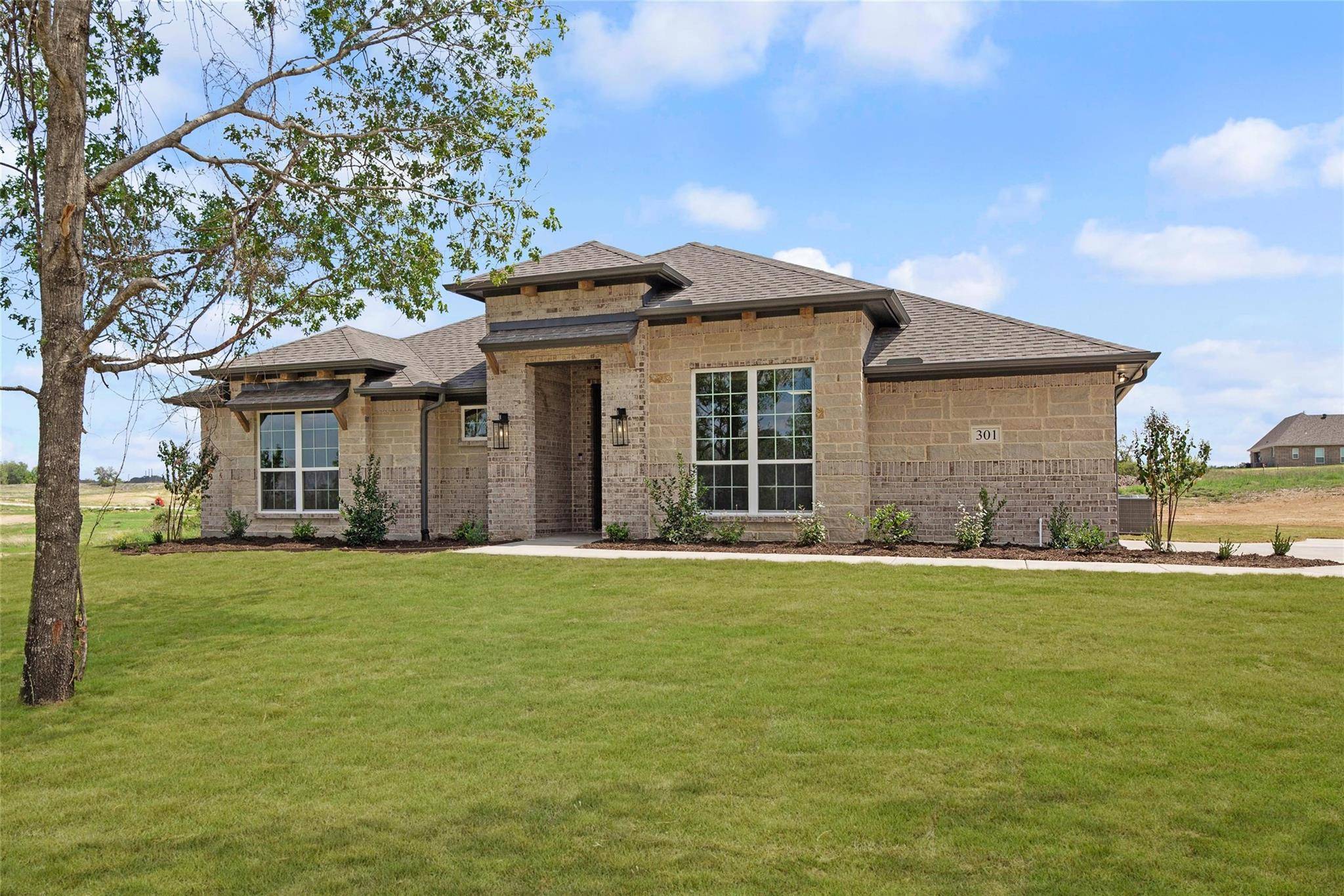 Springtown, TX 76082,301 Falcon Court