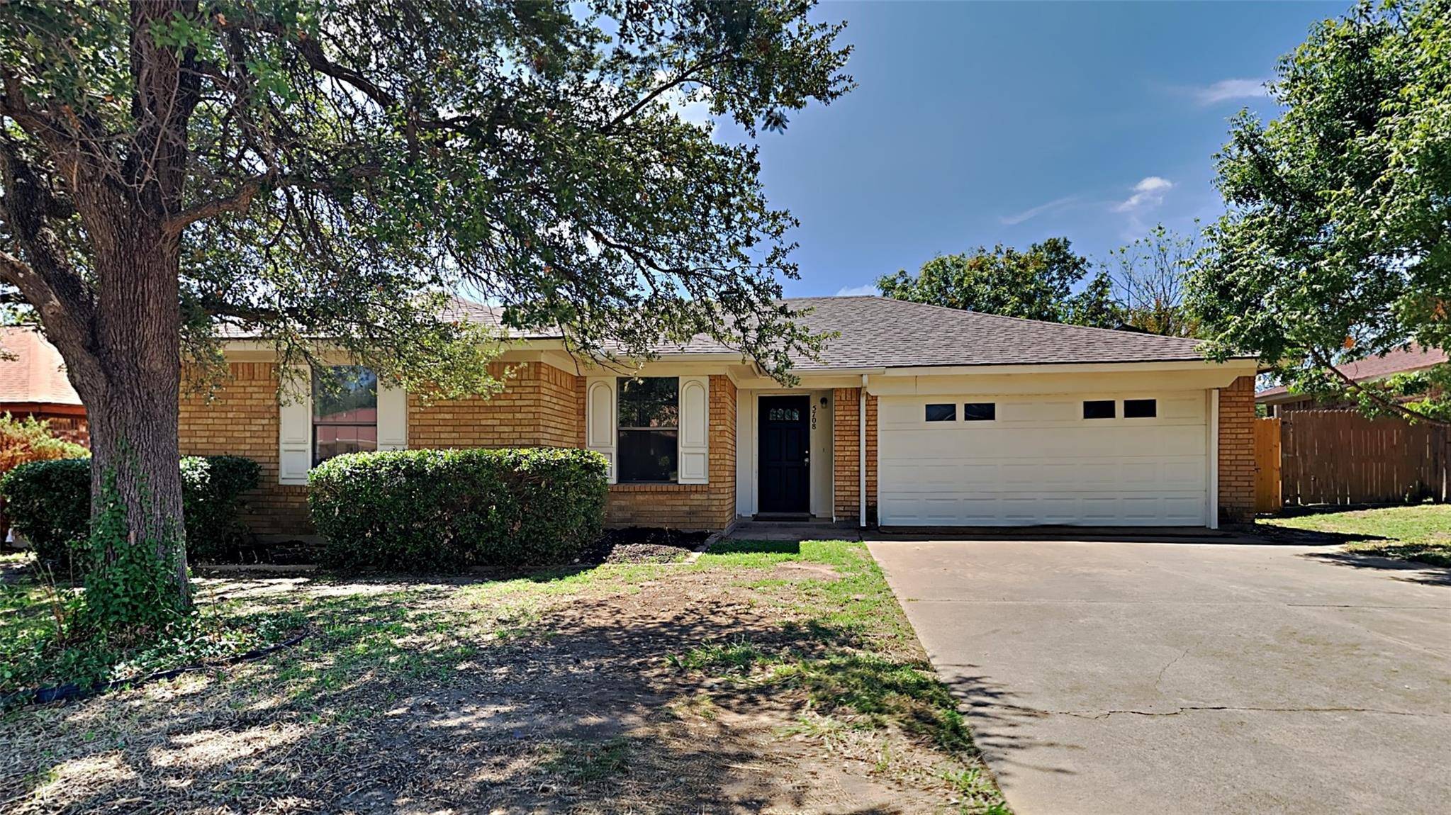 Watauga, TX 76148,5708 Chesapeake Street