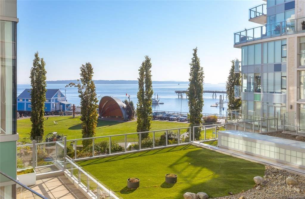 Sidney, BC V8L 0A5,9809 Seaport Pl #308