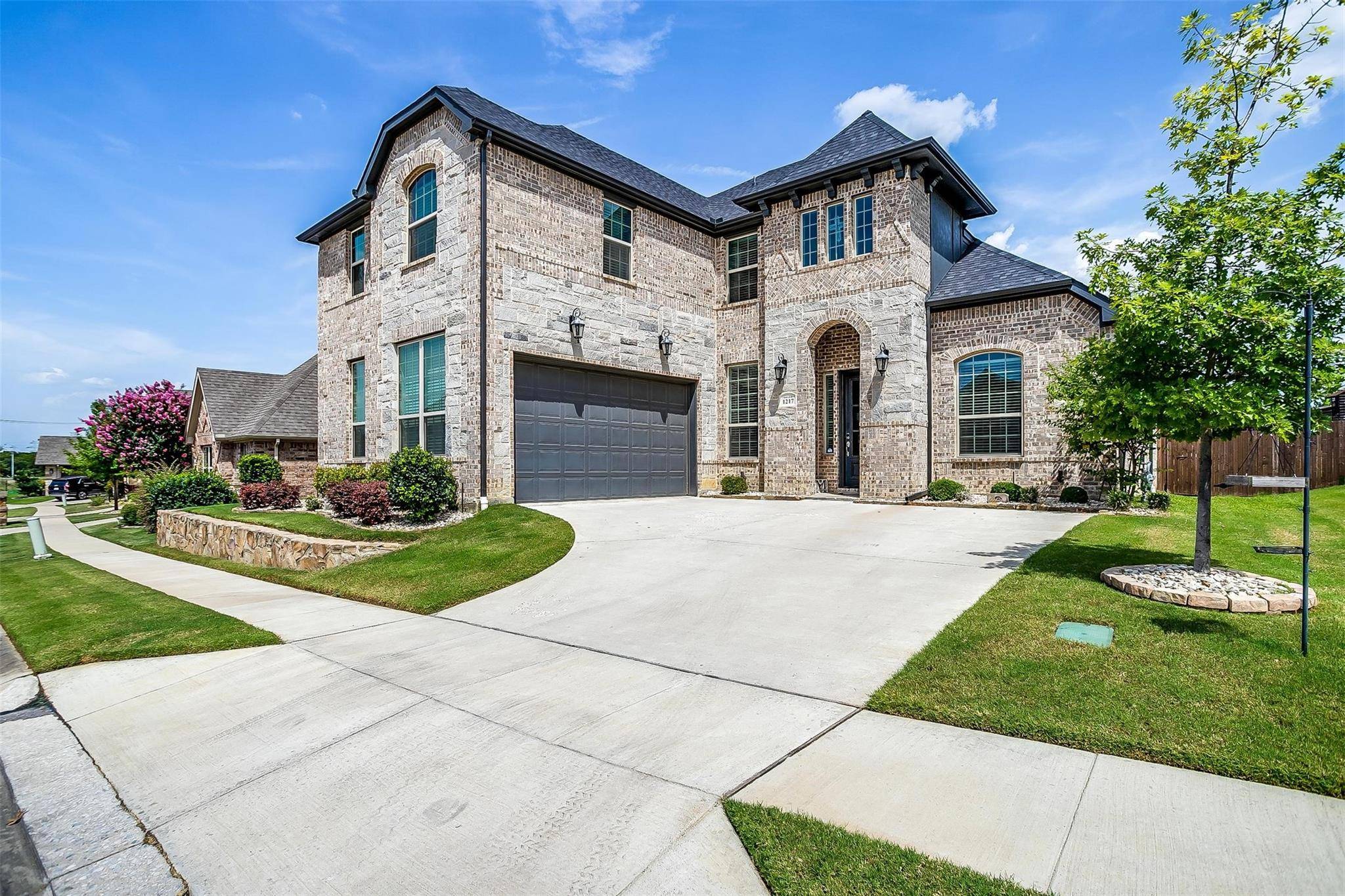 Burleson, TX 76028,1217 Yosemite Way