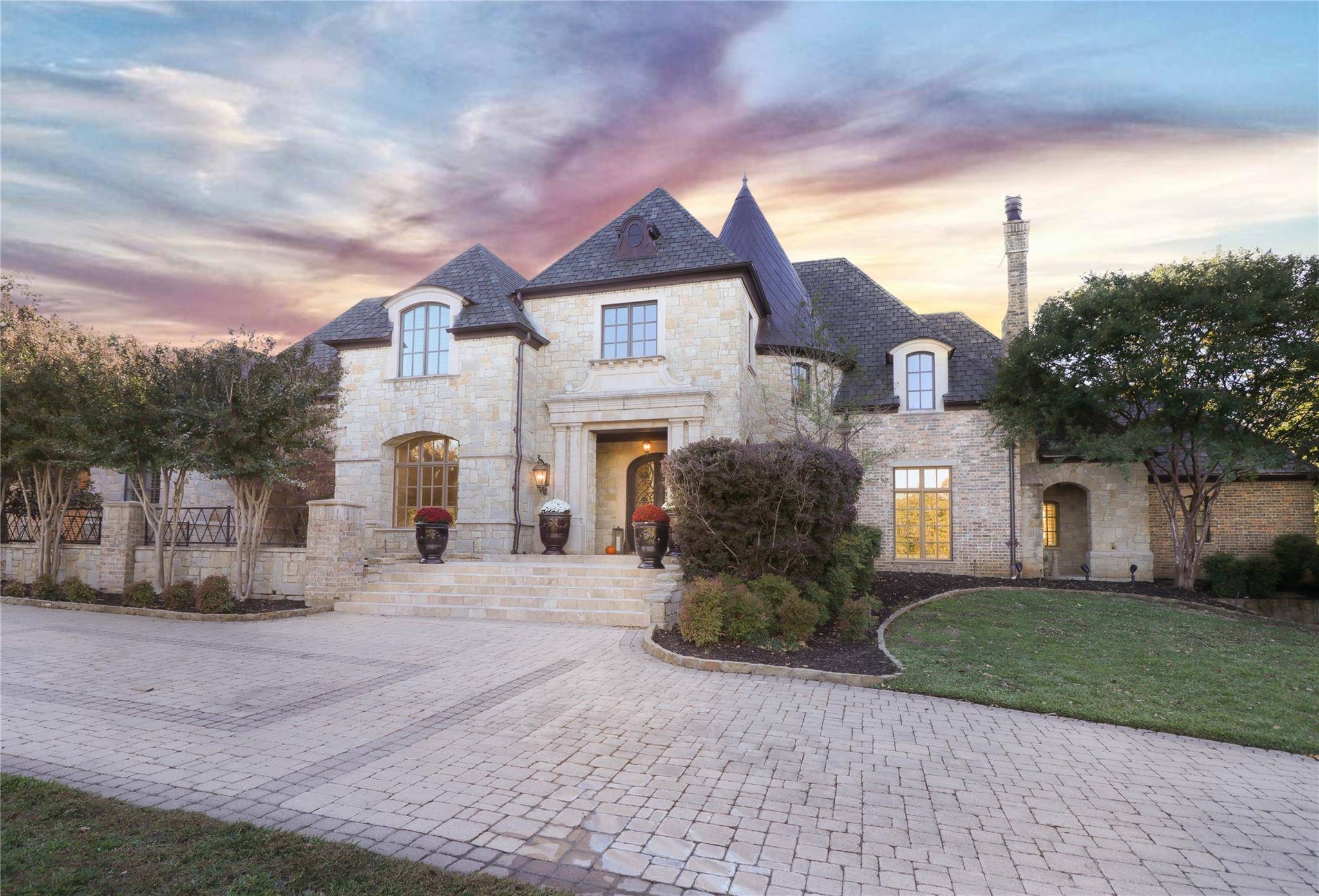 Flower Mound, TX 75022,5905 Pine Valley Drive