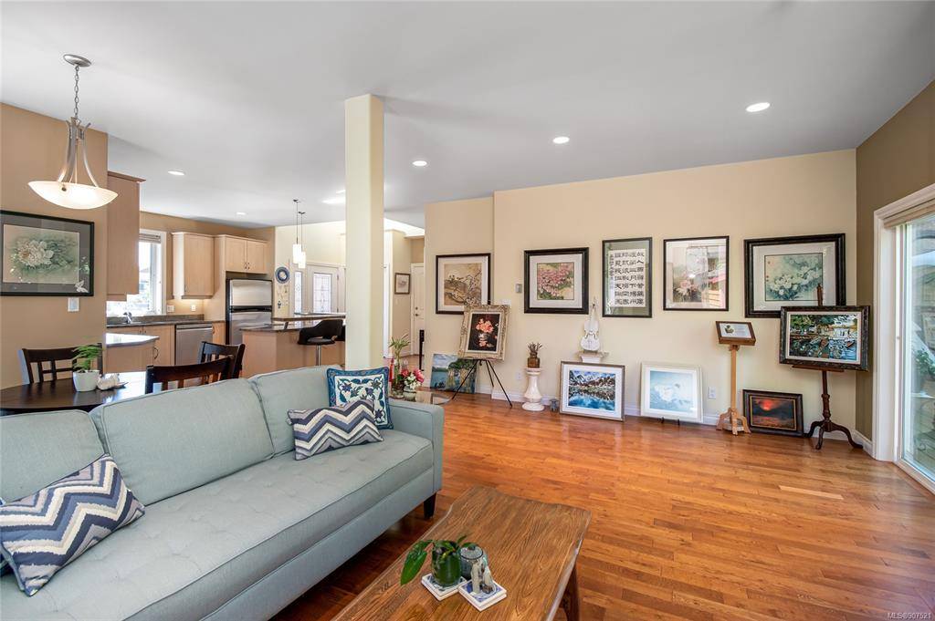 Sidney, BC V8L 4E4,9950 Swiftsure Pl