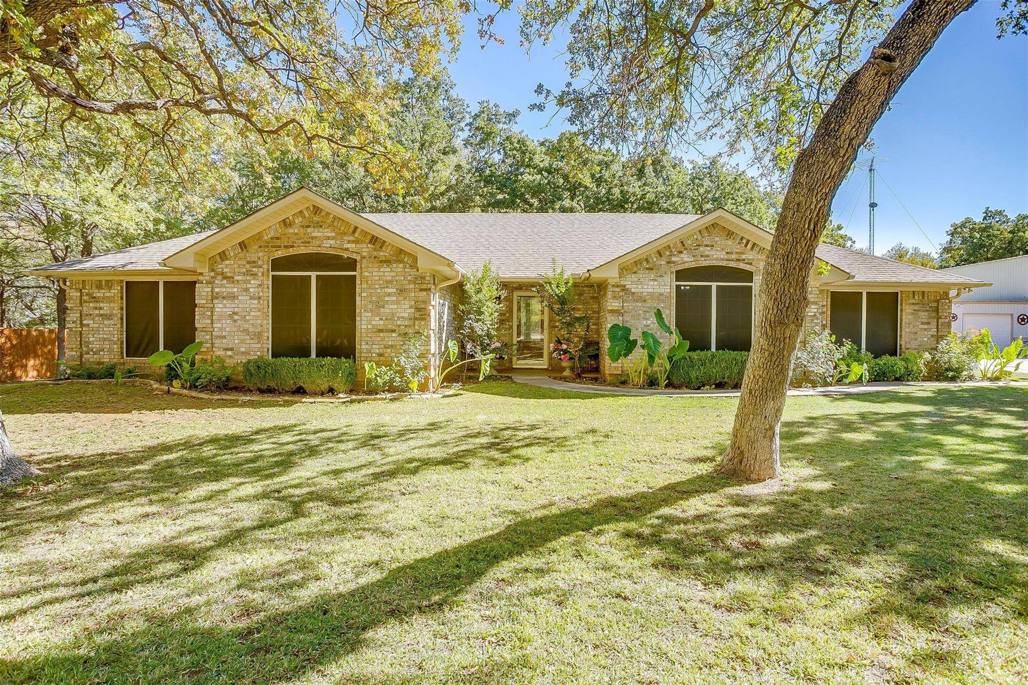 Paradise, TX 76073,307 Private Road 3360