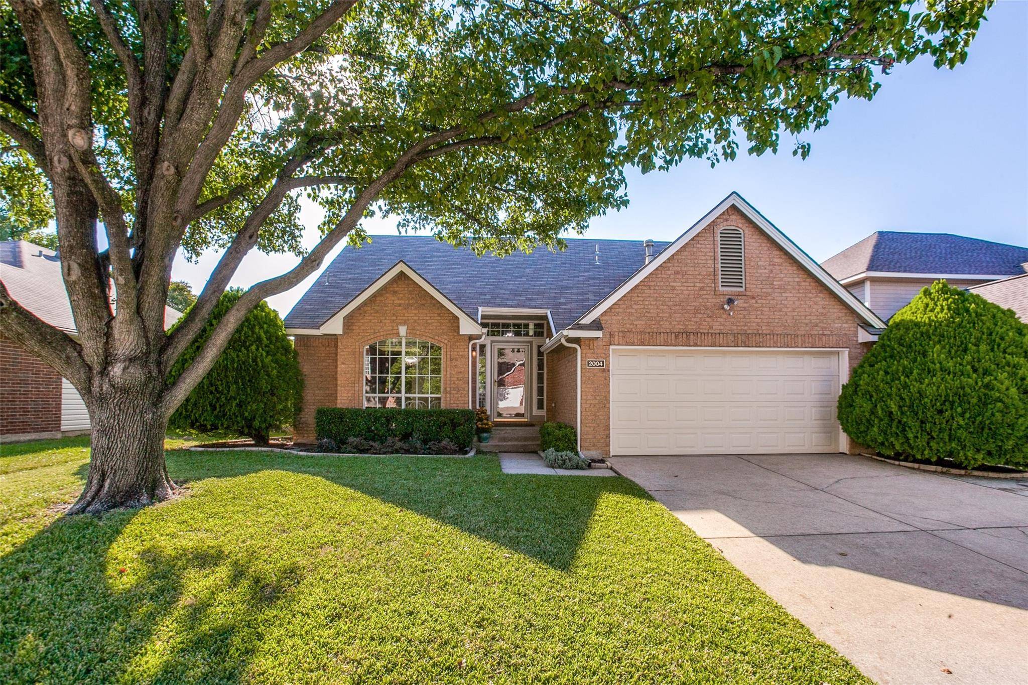 Lewisville, TX 75067,2004 Choctaw Ridge Drive