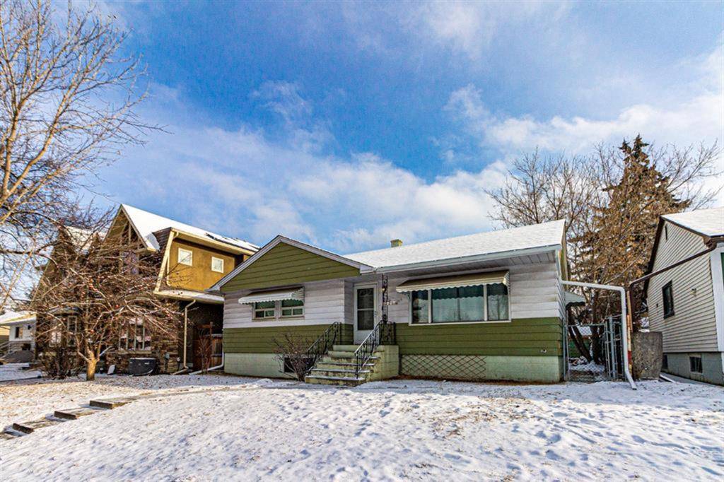 Calgary, AB T2E 2L1,3206 29 ST SW